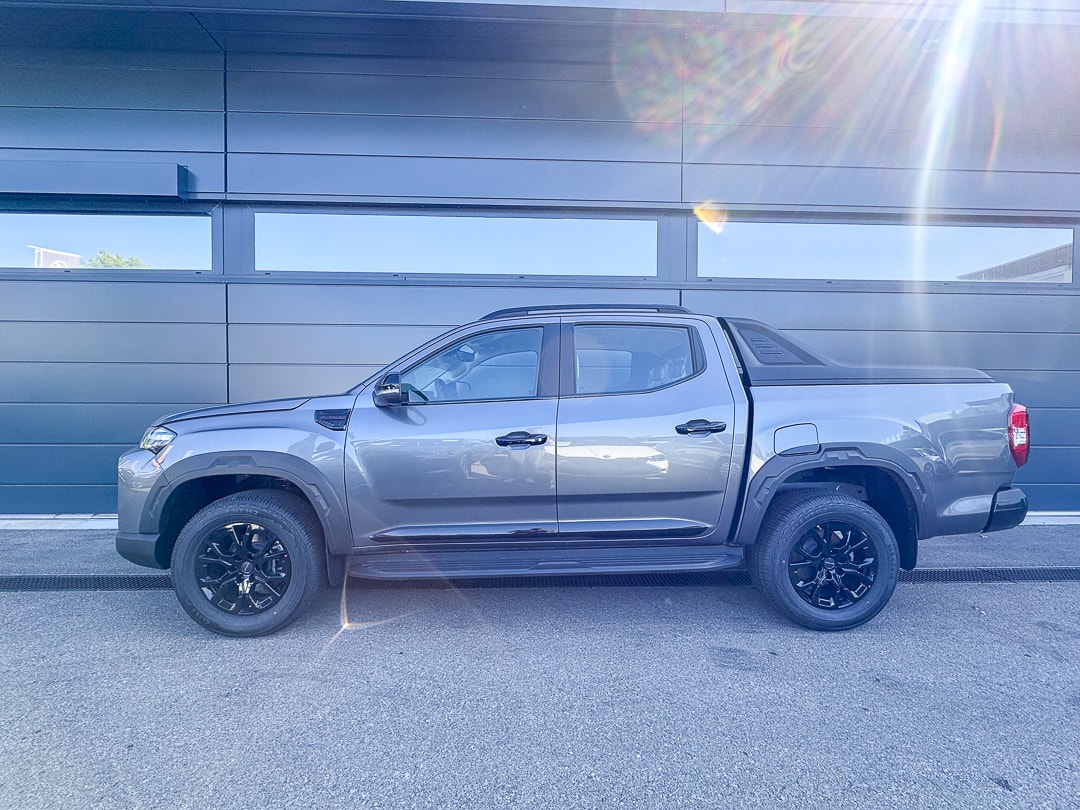 MAXUS T60 Max 2.0TDI 4x4 Autom Luxury-image-3