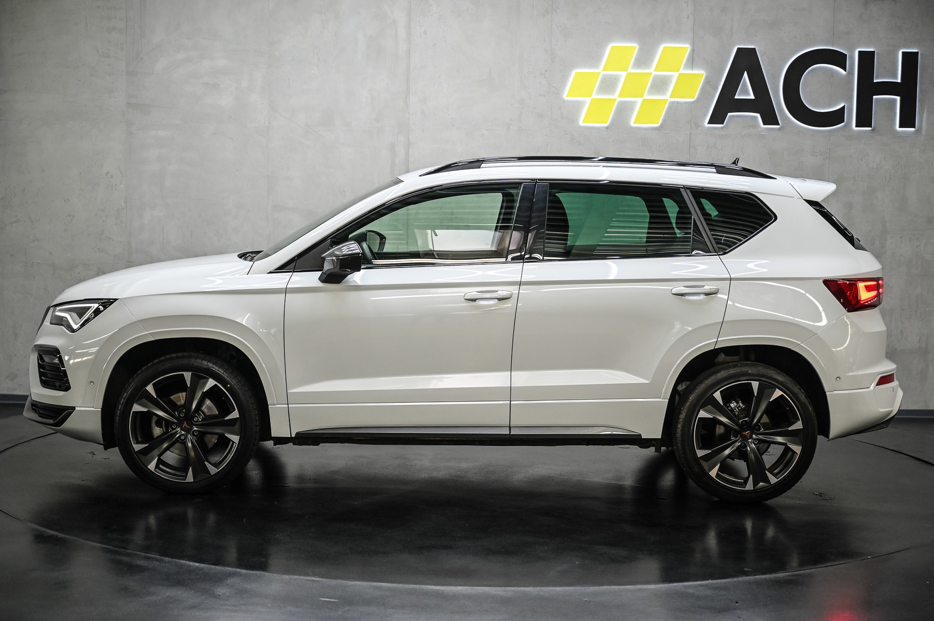 CUPRA Ateca 1.5 TSI DSG-image-4