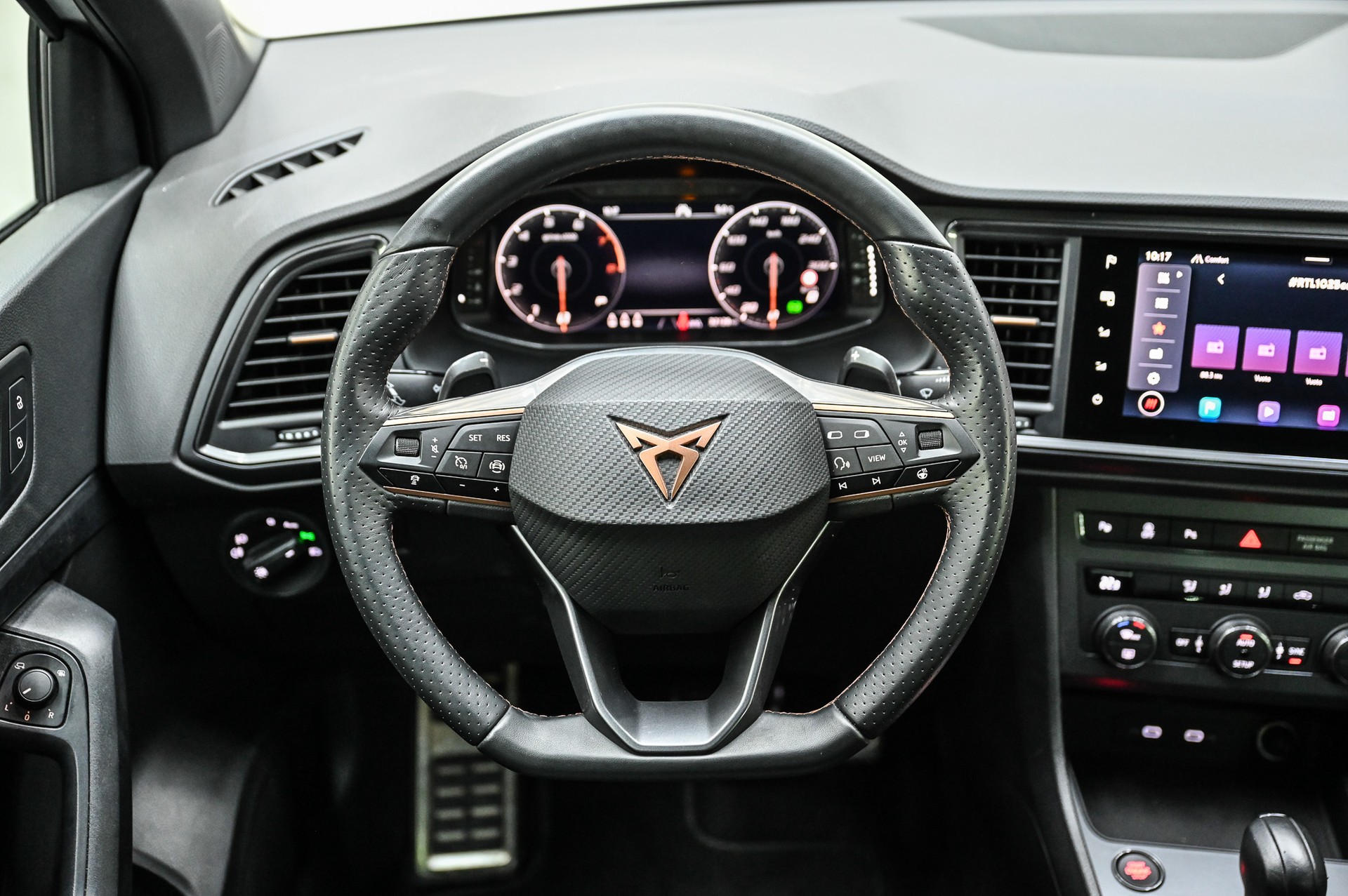 CUPRA Ateca 1.5 TSI DSG-image-17