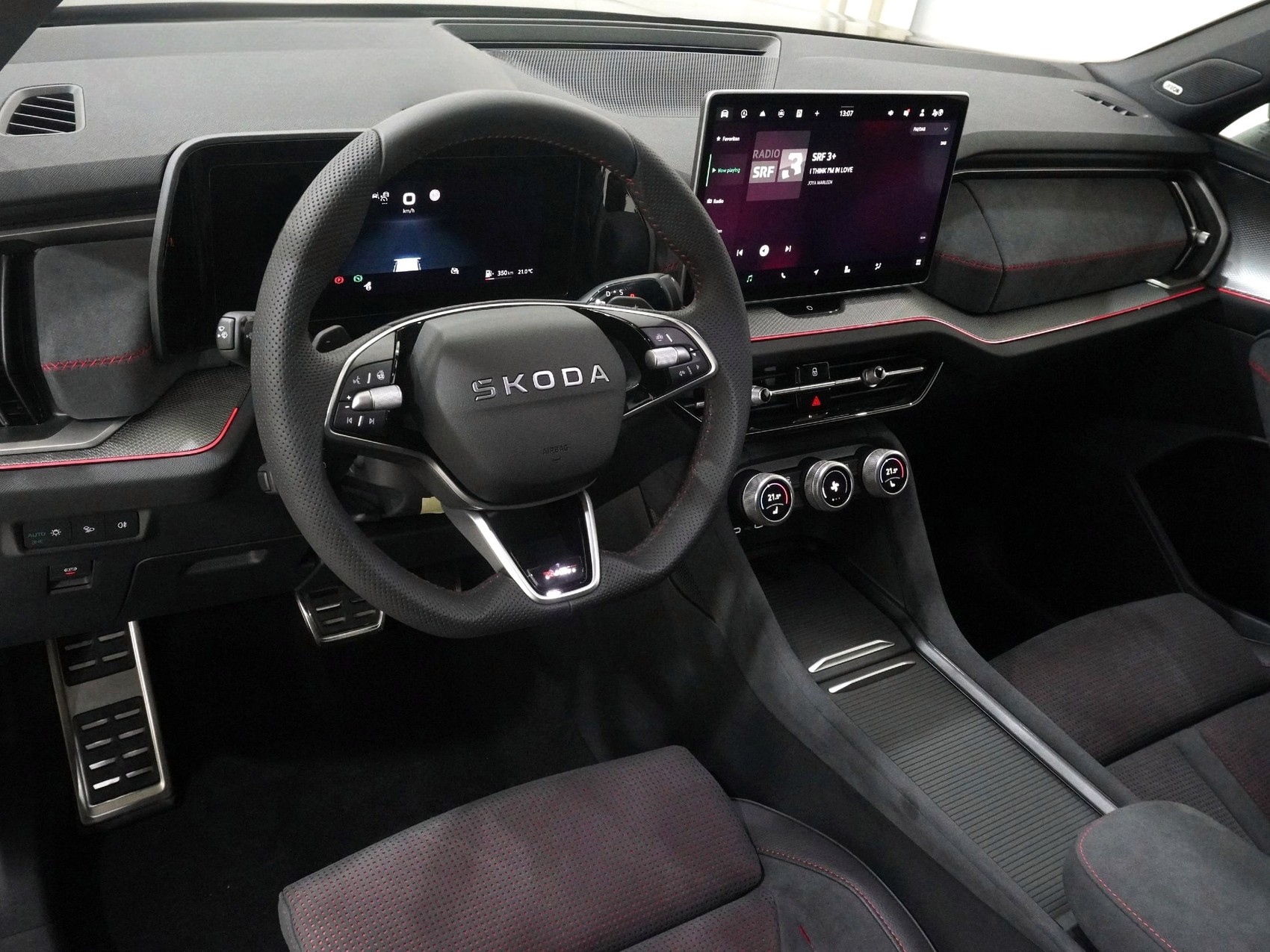SKODA Kodiaq 2.0 TSI RS-image-10