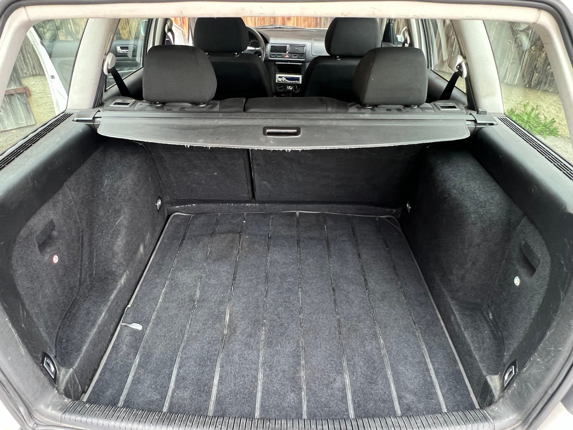 VW Golf Variant 1.6-image-7