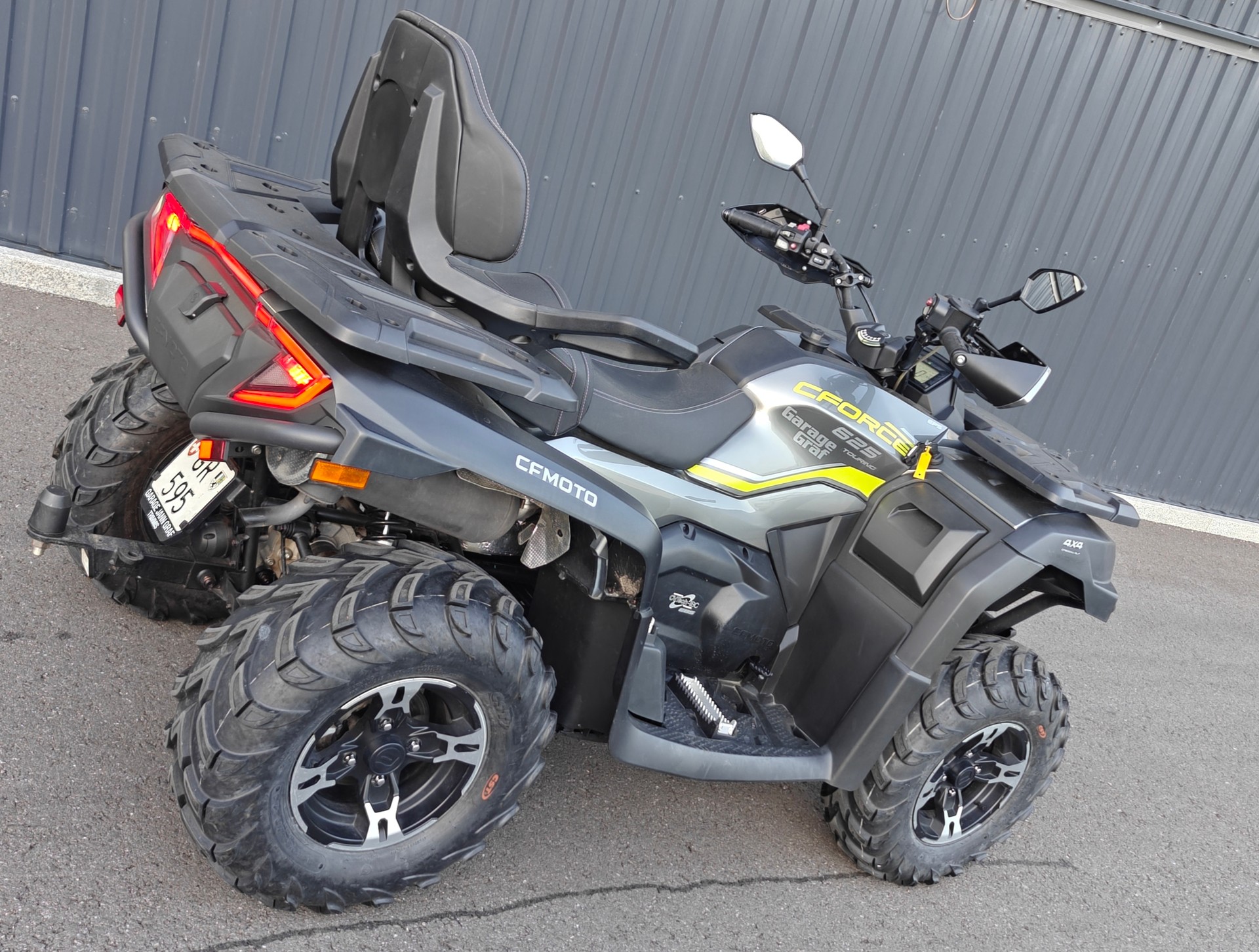 CF MOTO Ab MFK mit L7e Kleinmotorfahrzeug-showroom-element-1