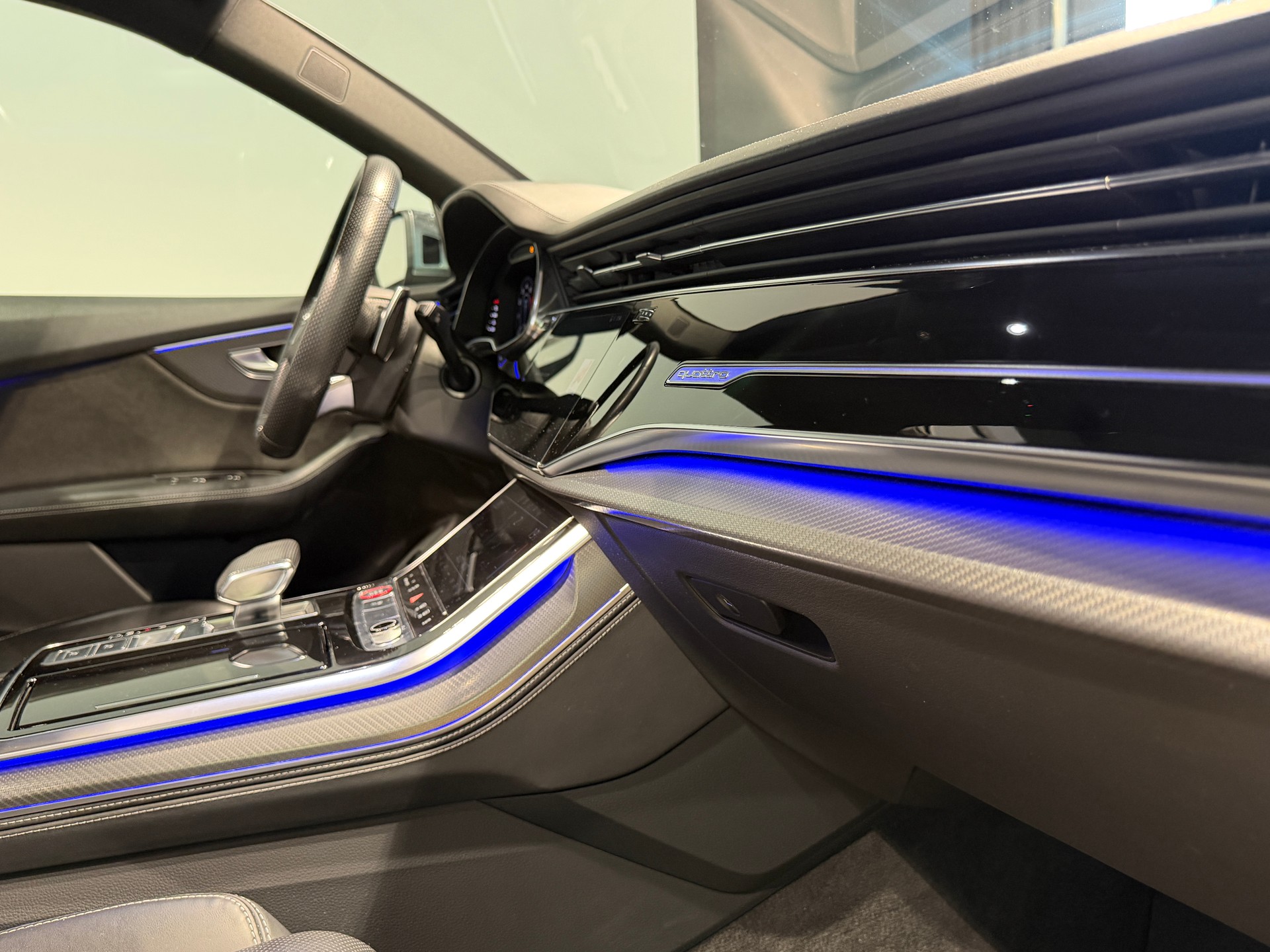 AUDI RSQ8 quattro tiptronic-image-13