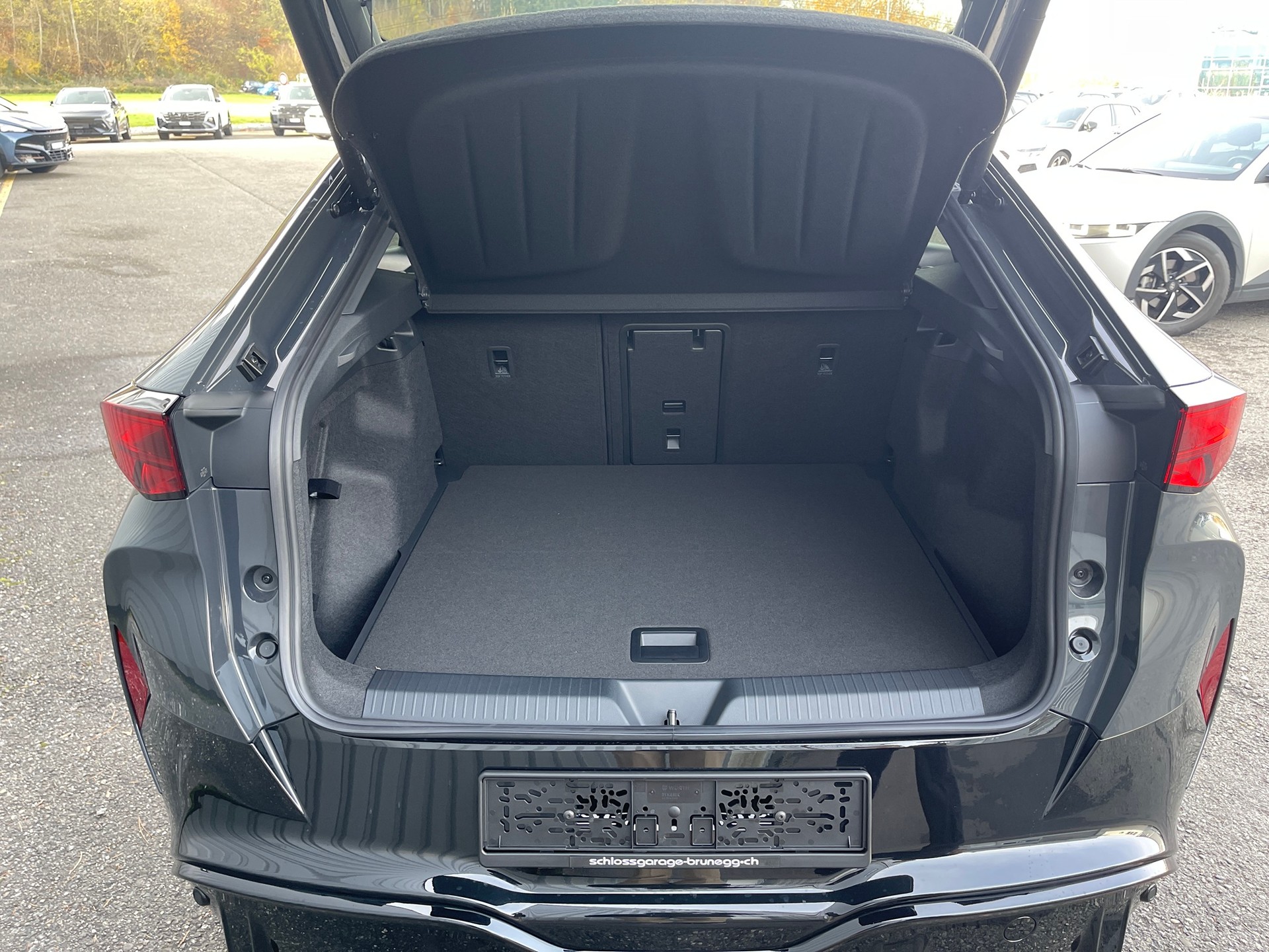 CUPRA Tavascan Type 9 77 kWh Adrenaline Prime Edition-image-4