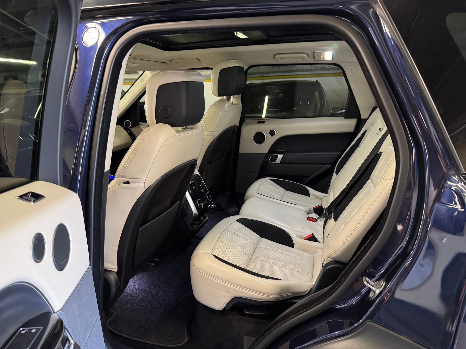 LAND ROVER Range Rover Sport P400e 2.0 I4 PHEV HSE Dynamic Aut.-image-18