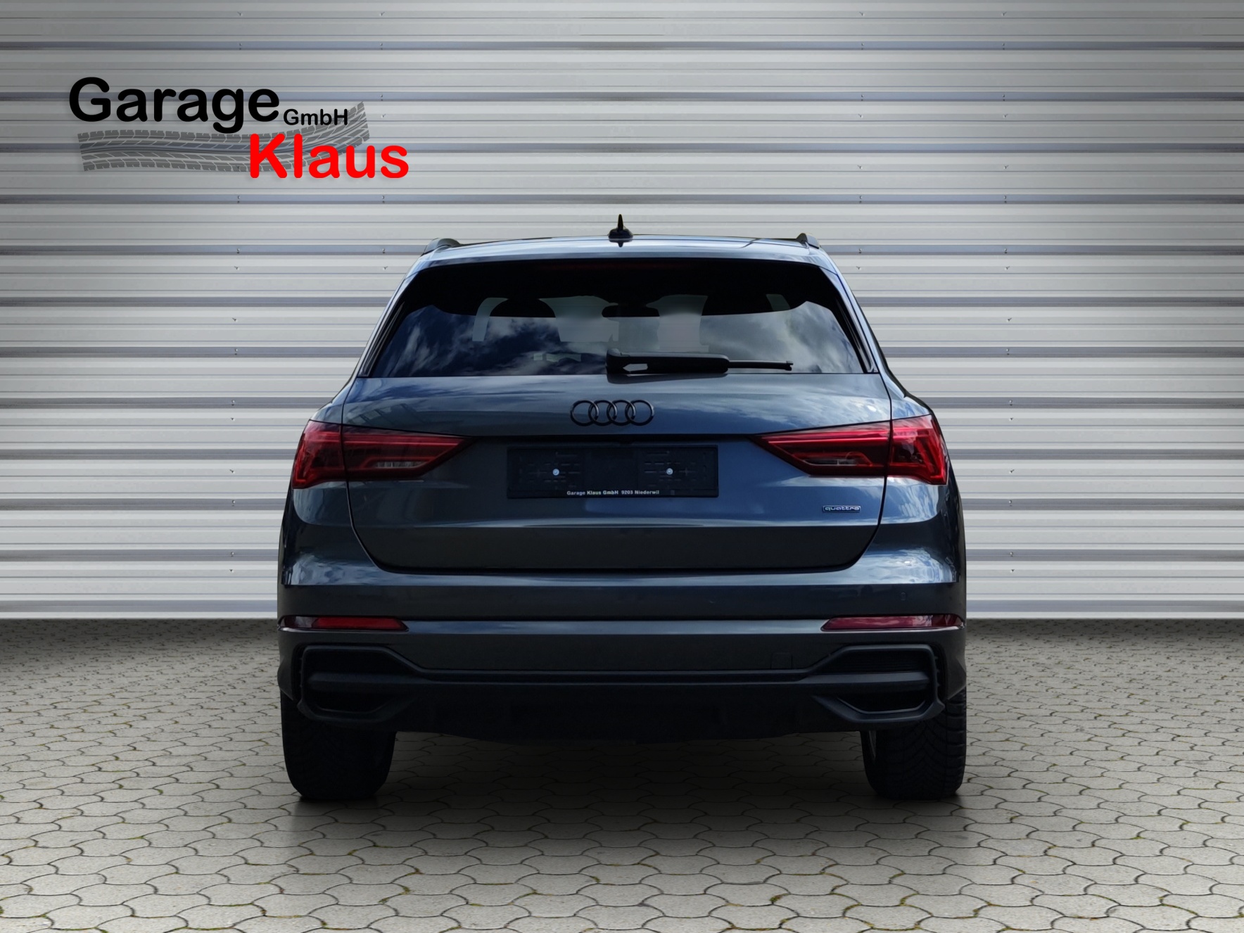 AUDI Q3 40 TDI S line quattro S-tronic-image-4