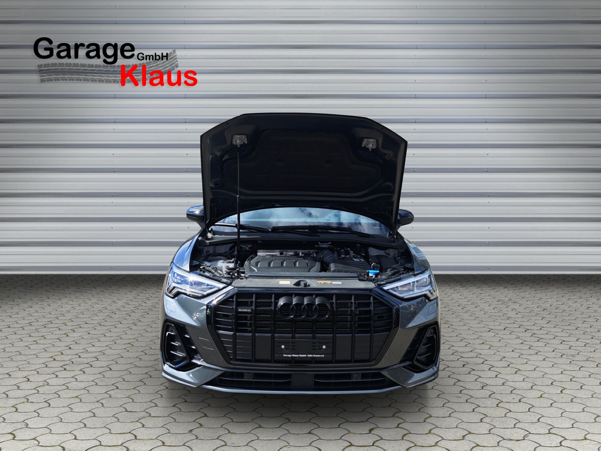 AUDI Q3 40 TDI S line quattro S-tronic-image-14