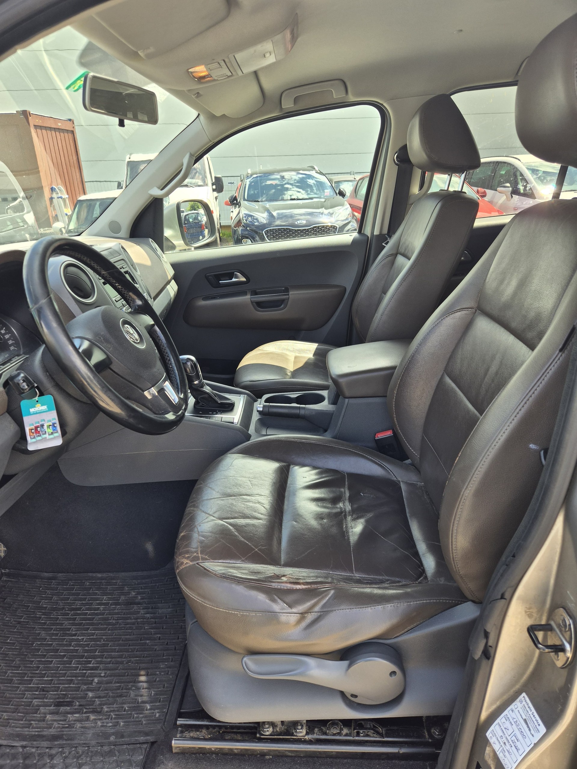 VW Amarok 2.0 BiTDI Startline 4Motion permanent A-image-9