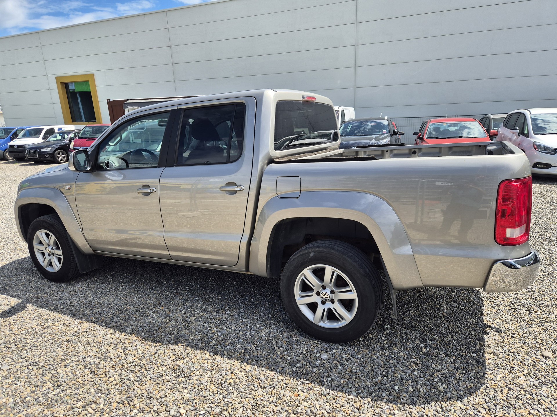 VW Amarok 2.0 BiTDI Startline 4Motion permanent A-image-4