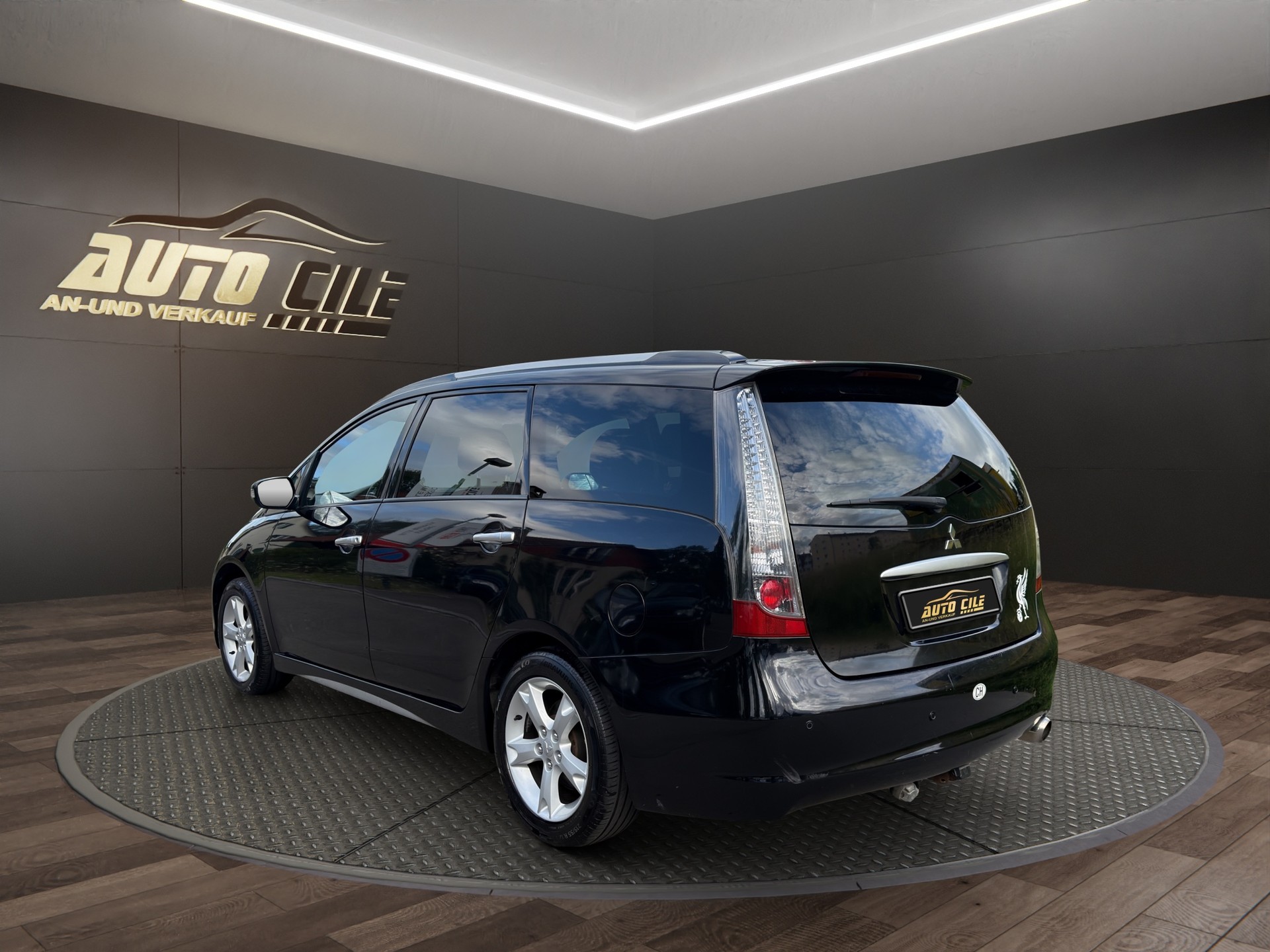 MITSUBISHI Grandis 2.0 16V DID Motion-image-5