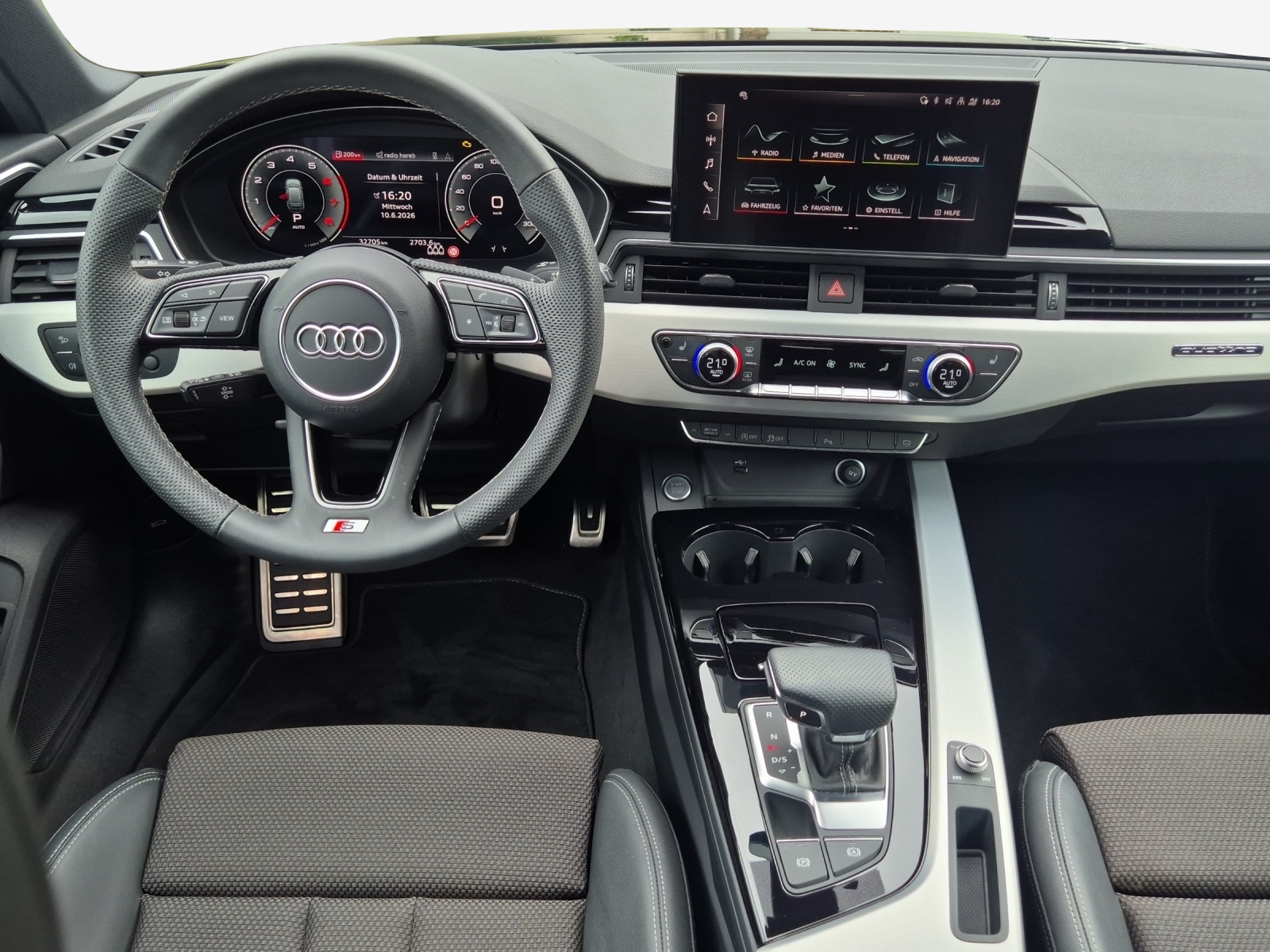 AUDI A4 Avant 40 TFSI S line S-tronic quattro-image-8