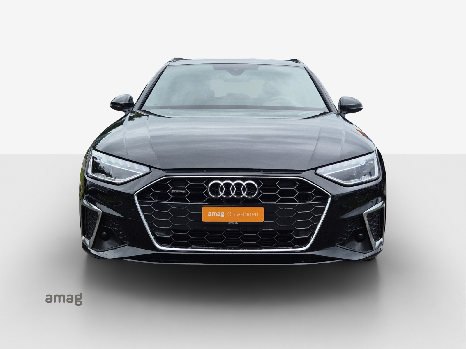 AUDI A4 Avant 40 TFSI S line S-tronic quattro-image-6