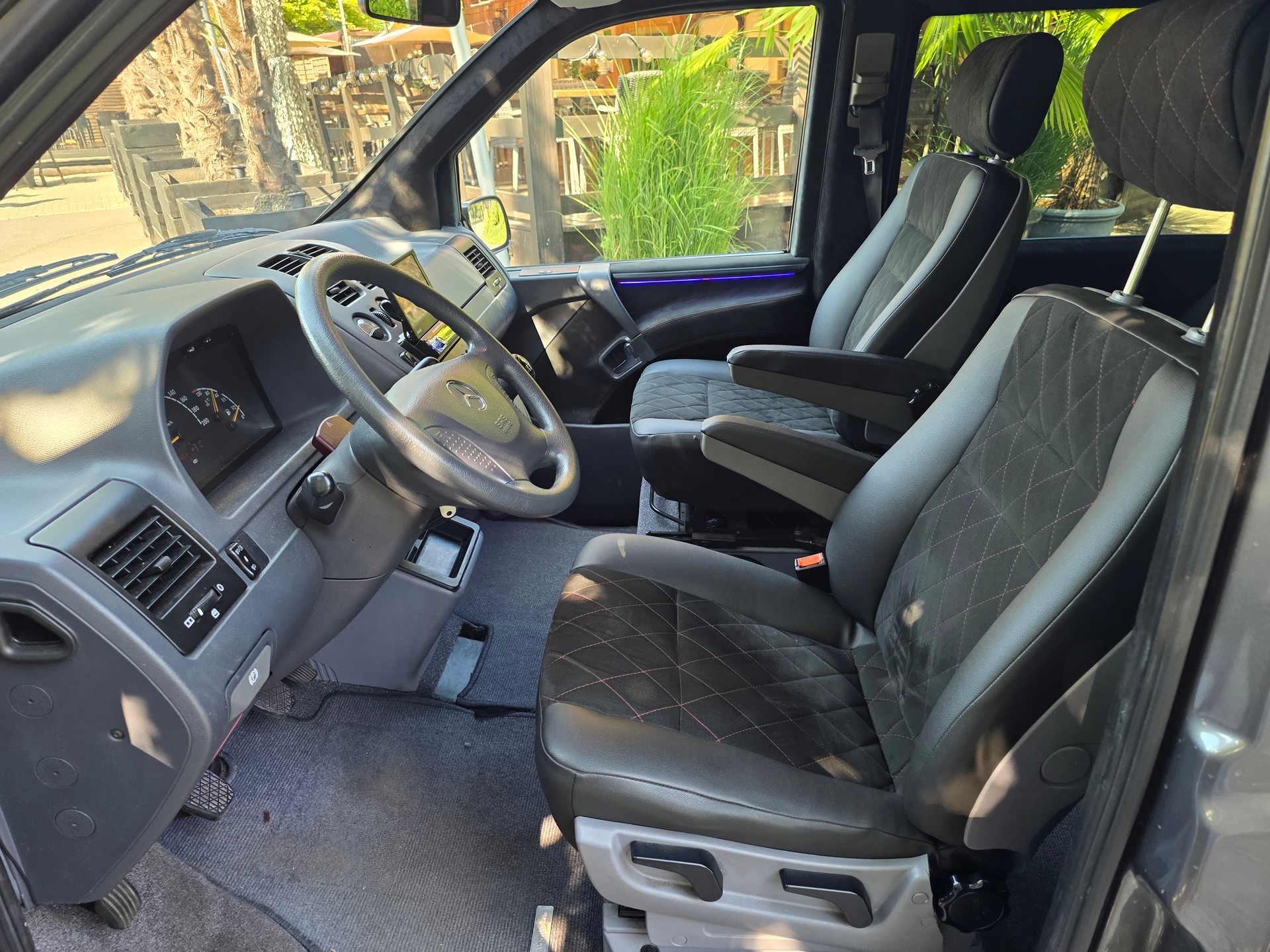 MERCEDES-BENZ V 220 CDI Trend ☆☆☆ 7 Sitze ☆☆☆ Frisch ab MFK ☆☆☆ Ambiente Beleuchtung ☆☆☆-image-11