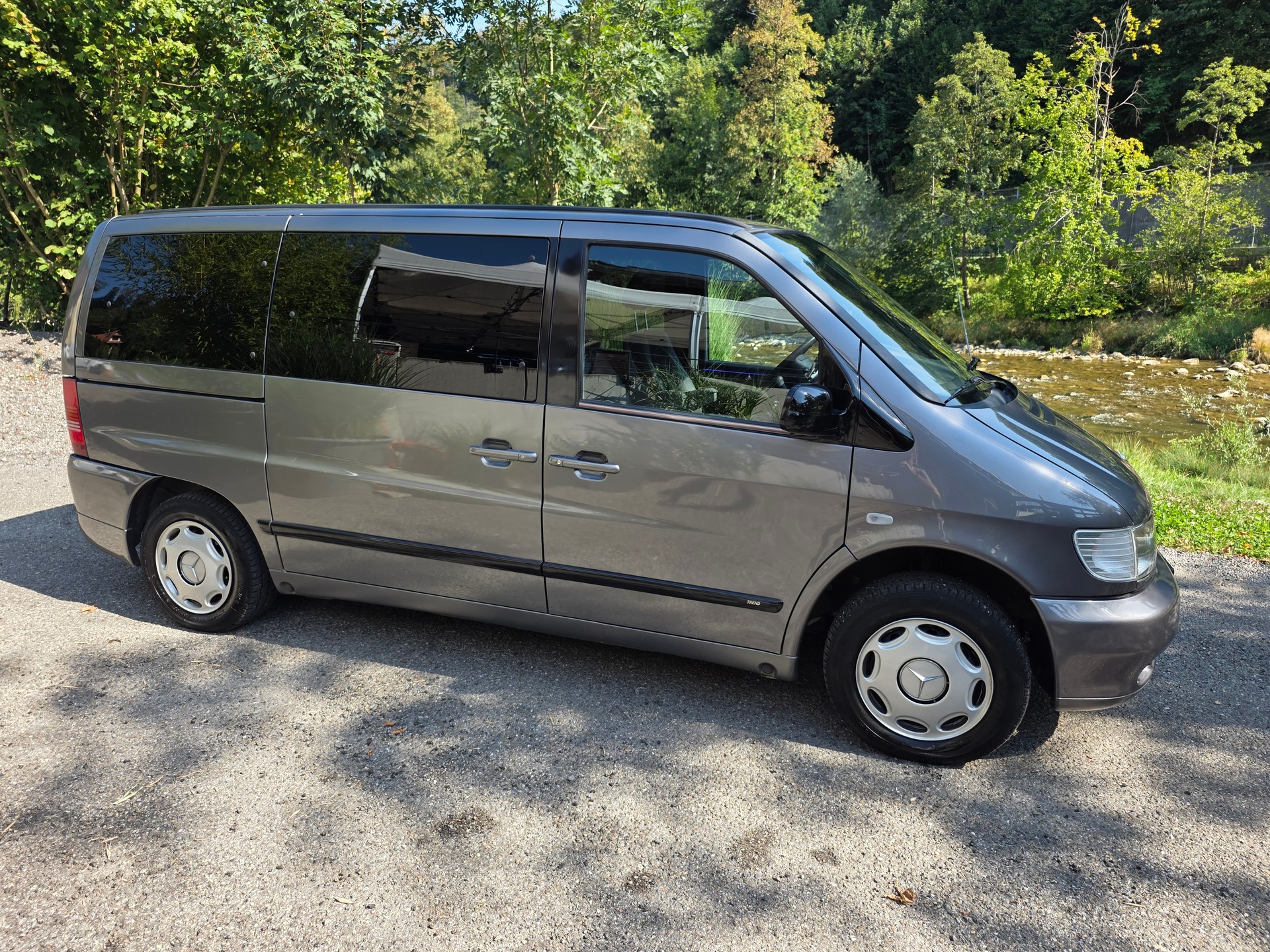 MERCEDES-BENZ V 220 CDI Trend ☆☆☆ 7 Sitze ☆☆☆ Frisch ab MFK ☆☆☆ Ambiente Beleuchtung ☆☆☆-image-3