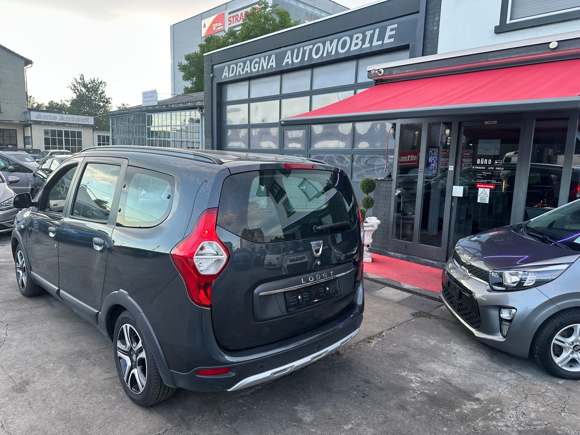DACIA Lodgy 1.5dCi Stepway 7PL-image-3