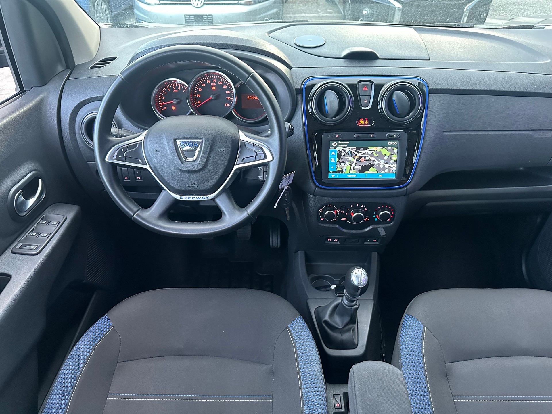 DACIA Lodgy 1.5dCi Stepway 7PL-image-8