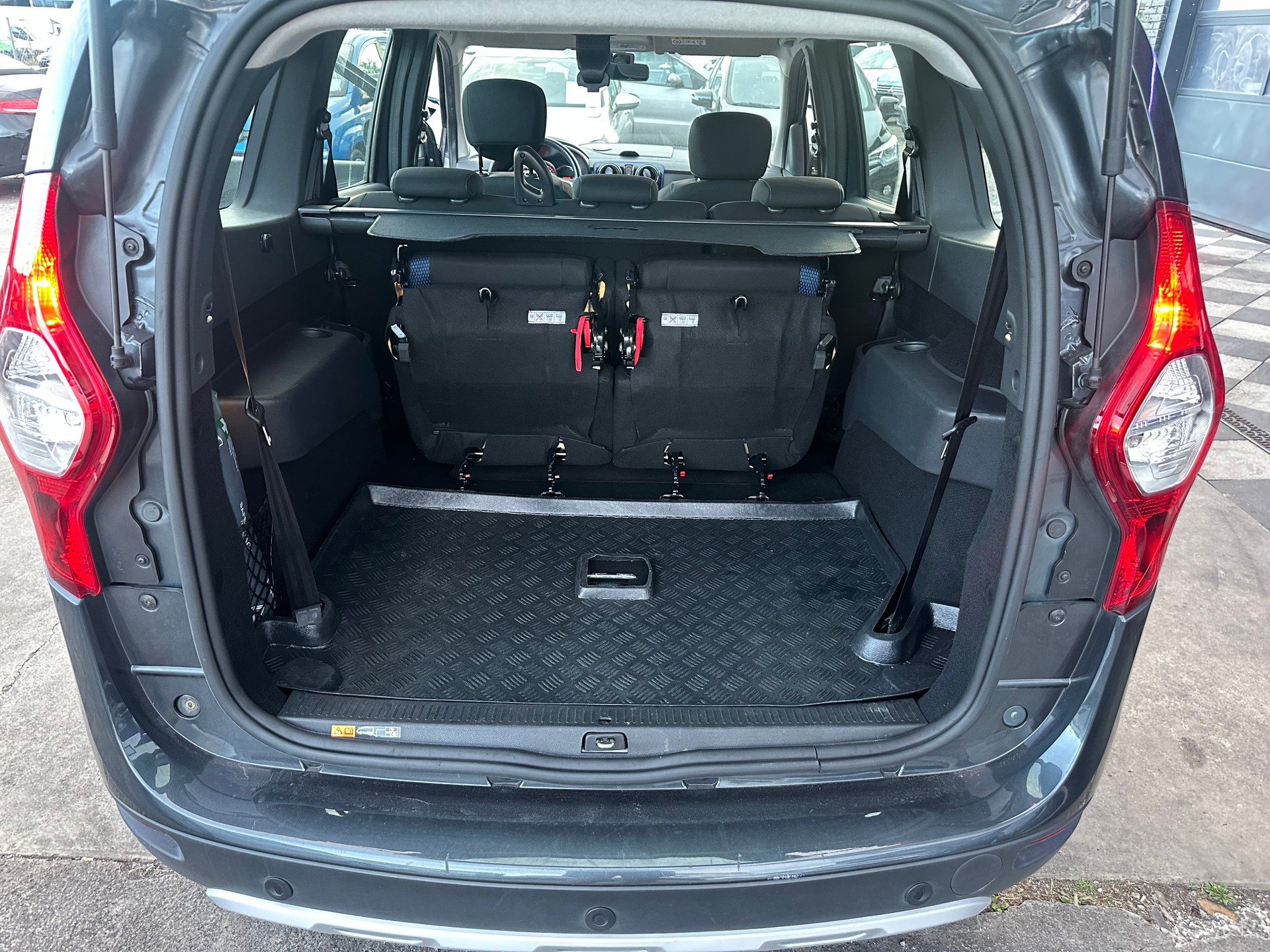 DACIA Lodgy 1.5dCi Stepway 7PL-image-7