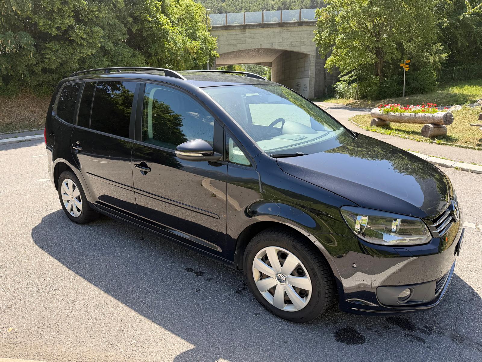 VW Touran 2.0 TDI Comfortline DSG-image-6