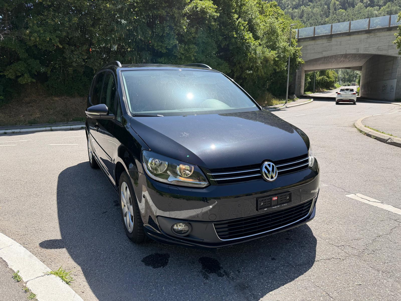 VW Touran 2.0 TDI Comfortline DSG-image-0