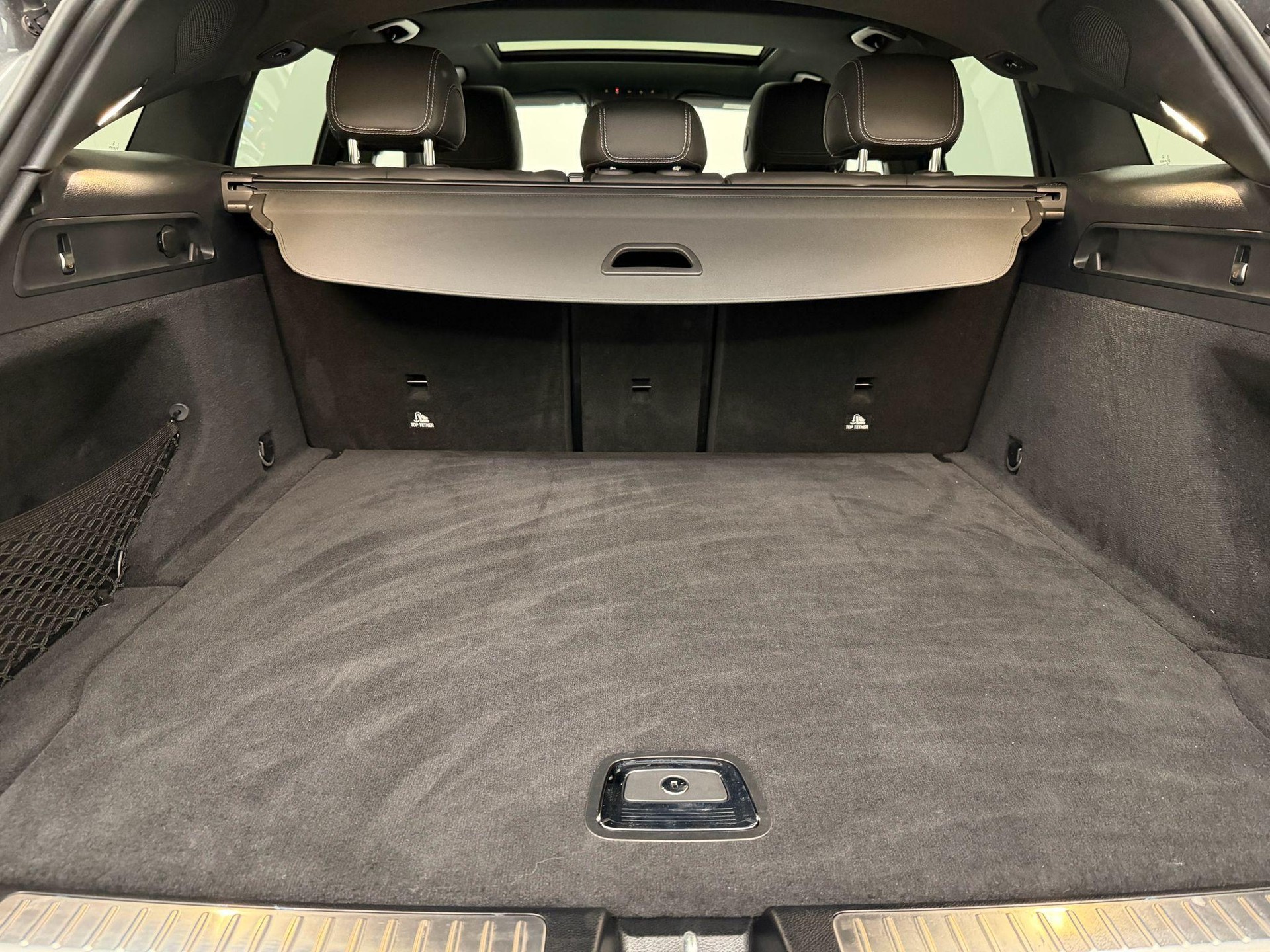 MERCEDES-BENZ EQC 400 AMG Line 4matic-image-15