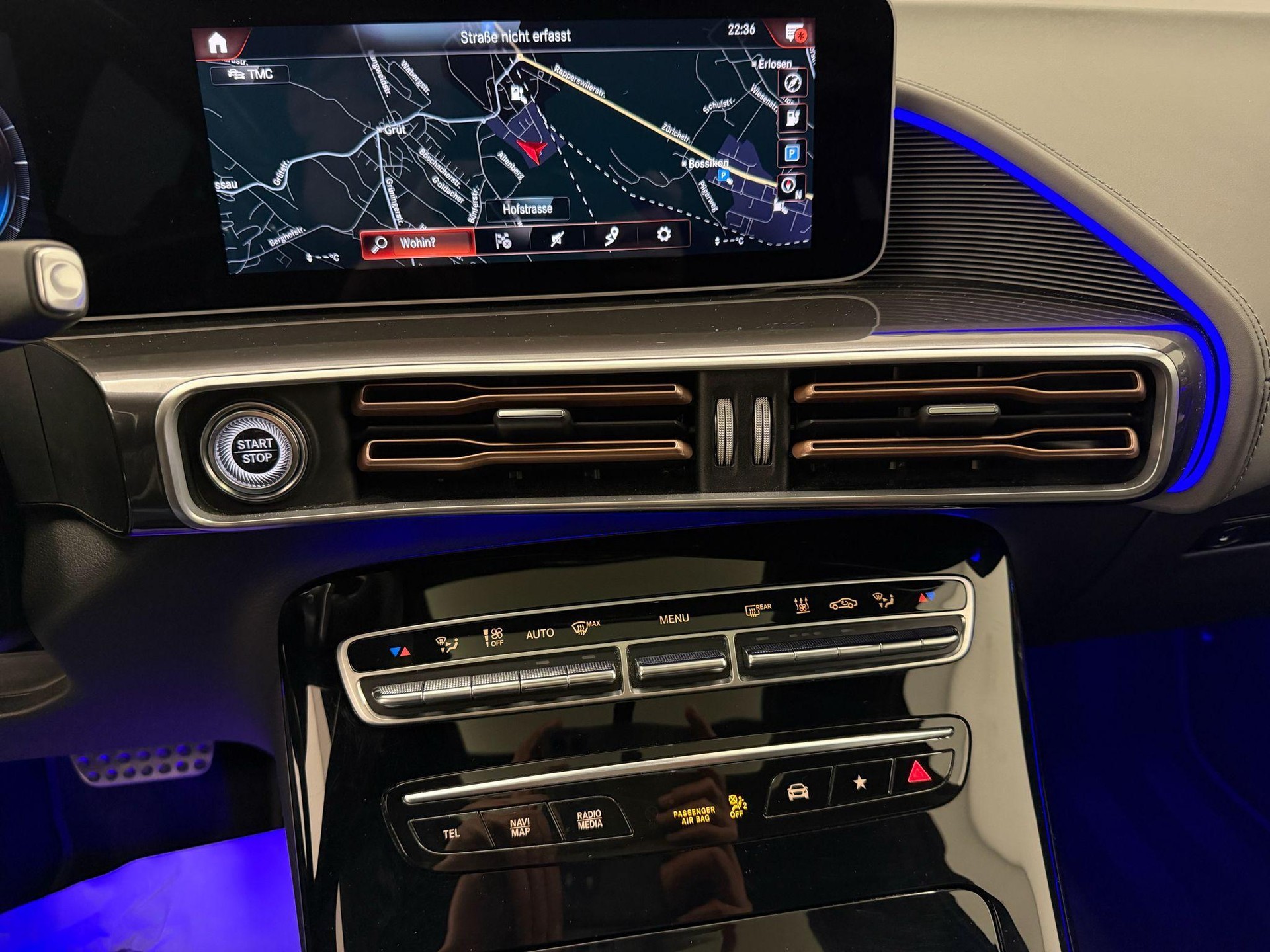 MERCEDES-BENZ EQC 400 AMG Line 4matic-image-25