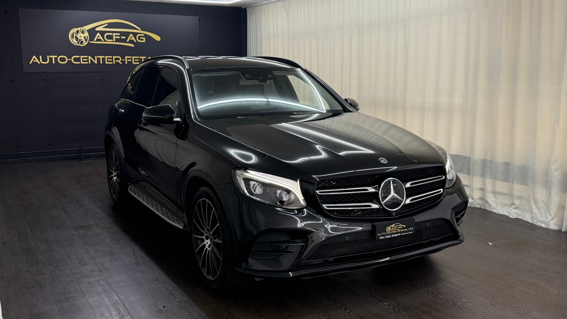 MERCEDES-BENZ GLC 350 d AMG Line 4Matic 9G-Tronic-image-2