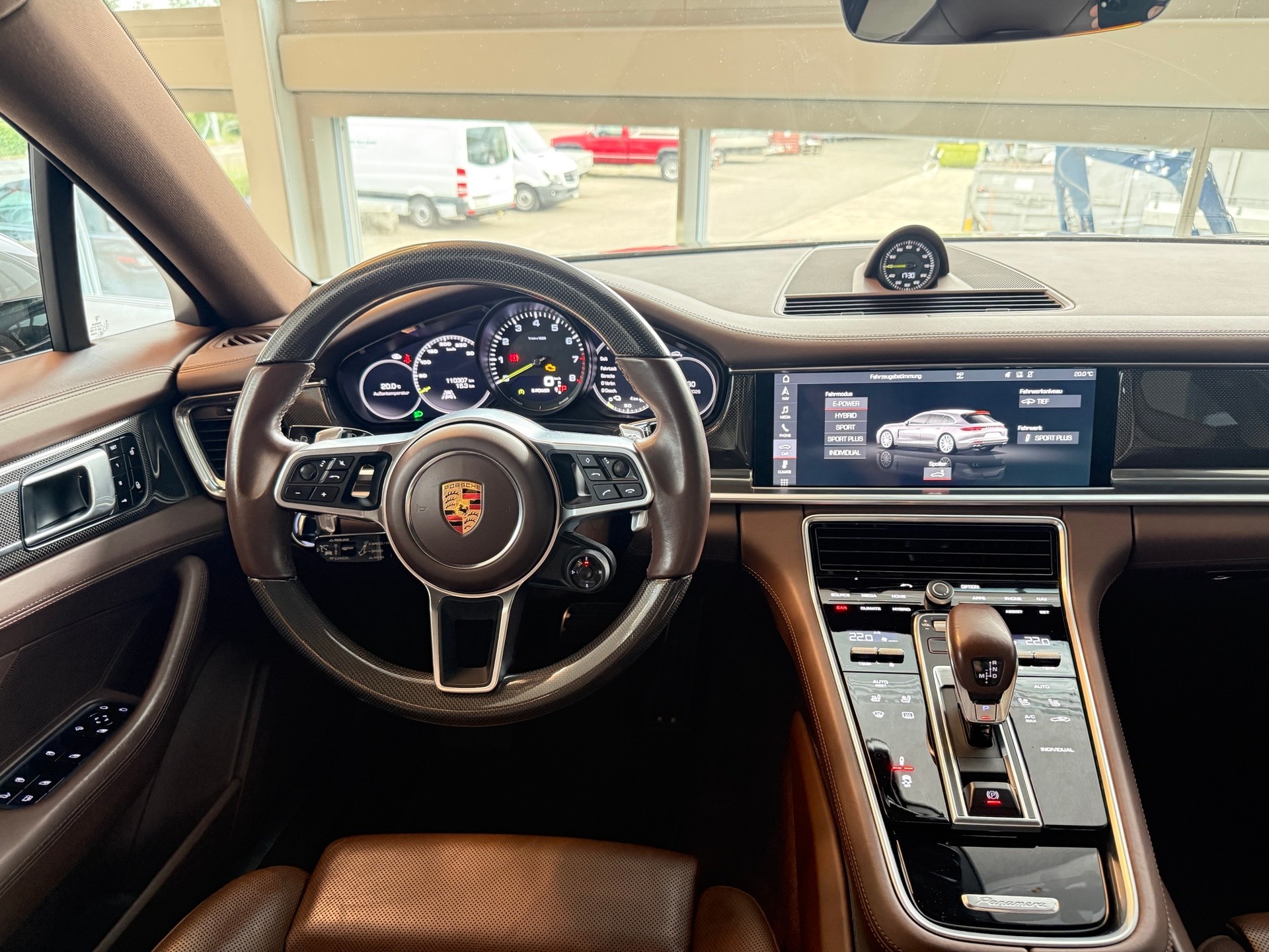 PORSCHE Panamera 4 E-Hybrid Sport Turismo PDK-image-13