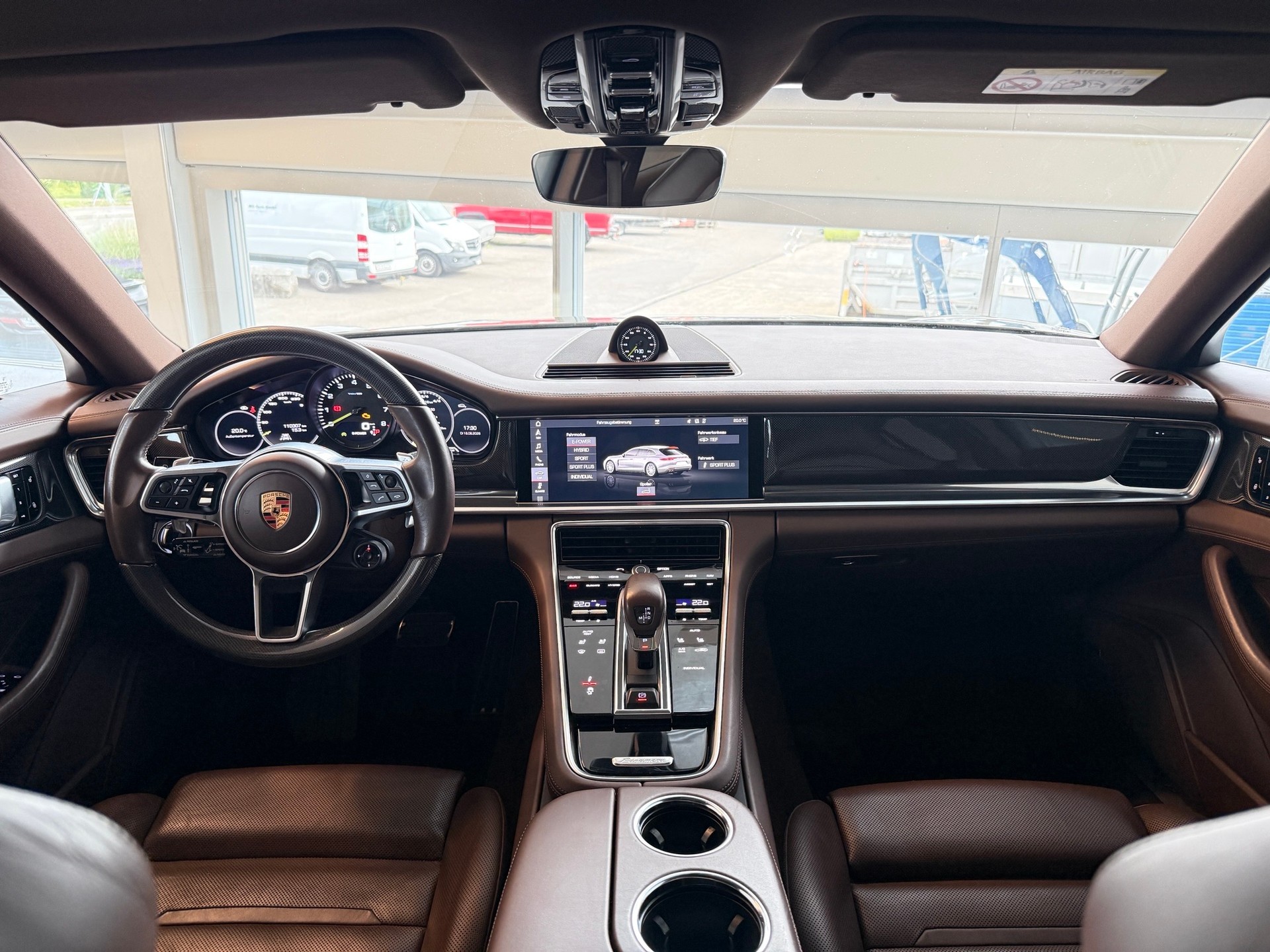 PORSCHE Panamera 4 E-Hybrid Sport Turismo PDK-image-12