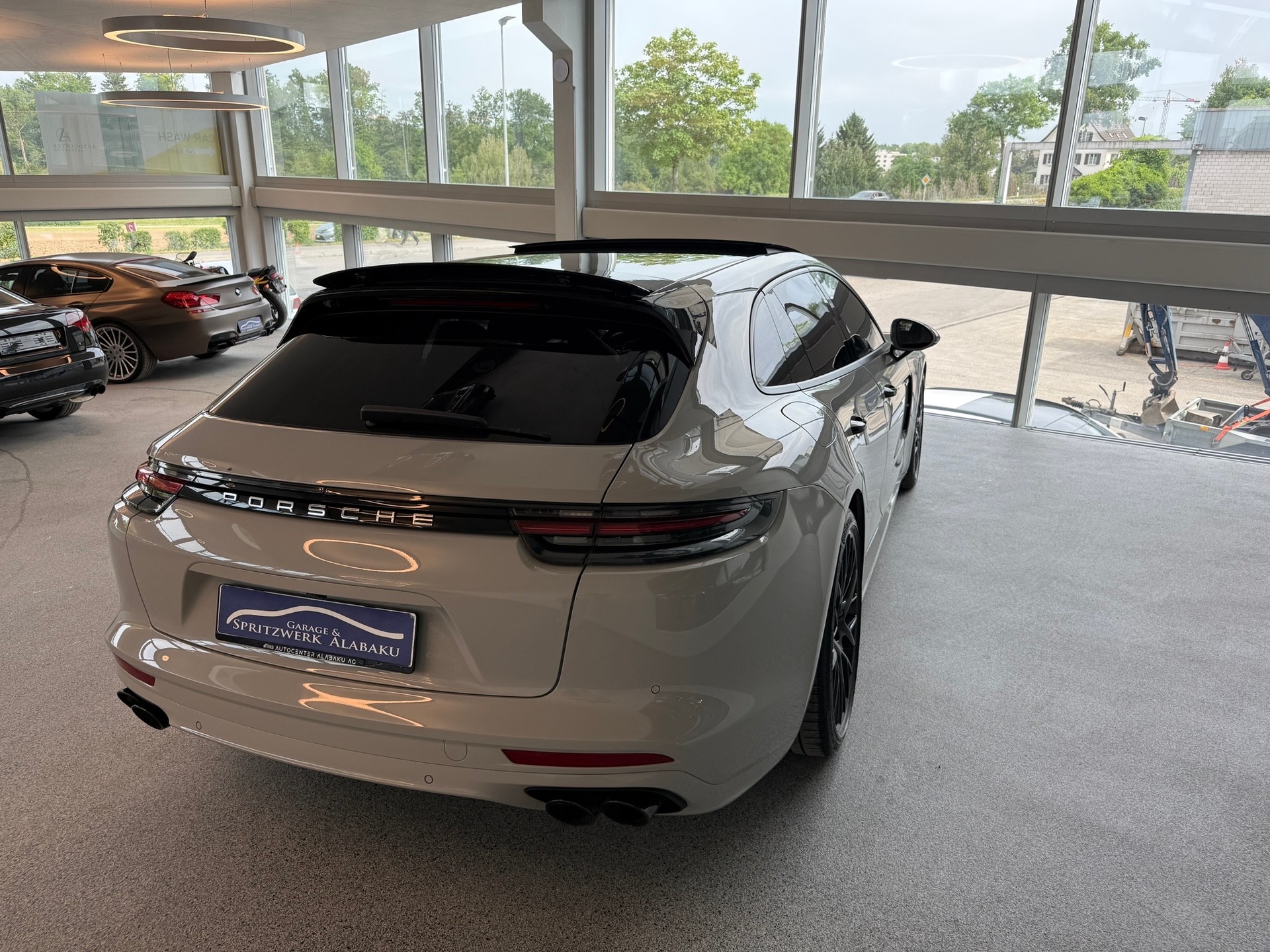 PORSCHE Panamera 4 E-Hybrid Sport Turismo PDK-image-3