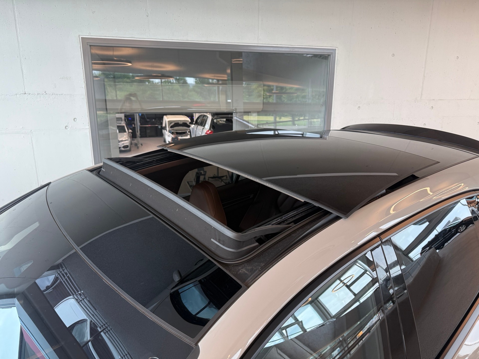 PORSCHE Panamera 4 E-Hybrid Sport Turismo PDK-image-24