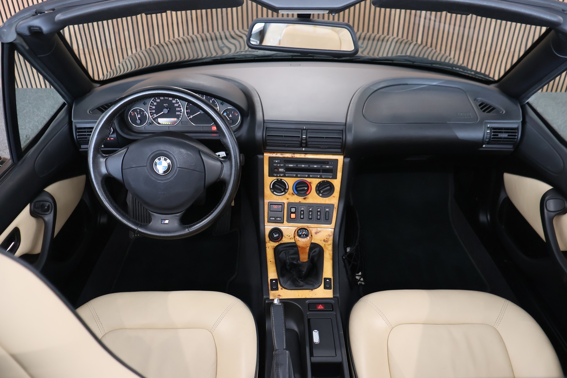 BMW Z3 2.8i Roadster-image-18