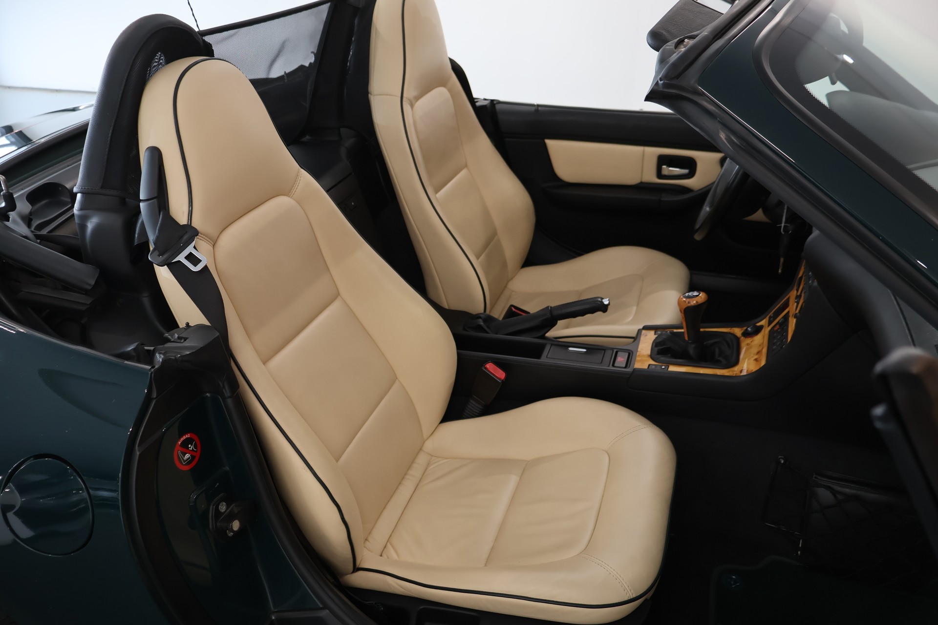 BMW Z3 2.8i Roadster-image-17