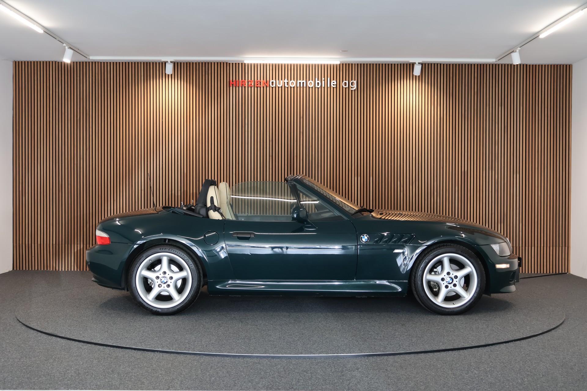 BMW Z3 2.8i Roadster-image-9