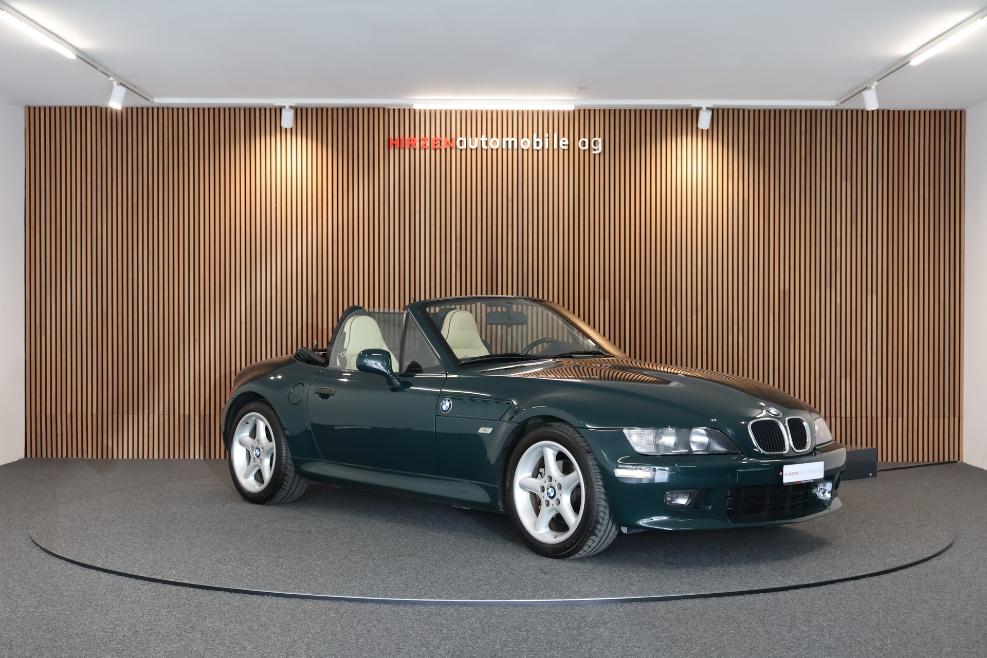 BMW Z3 2.8i Roadster-image-10