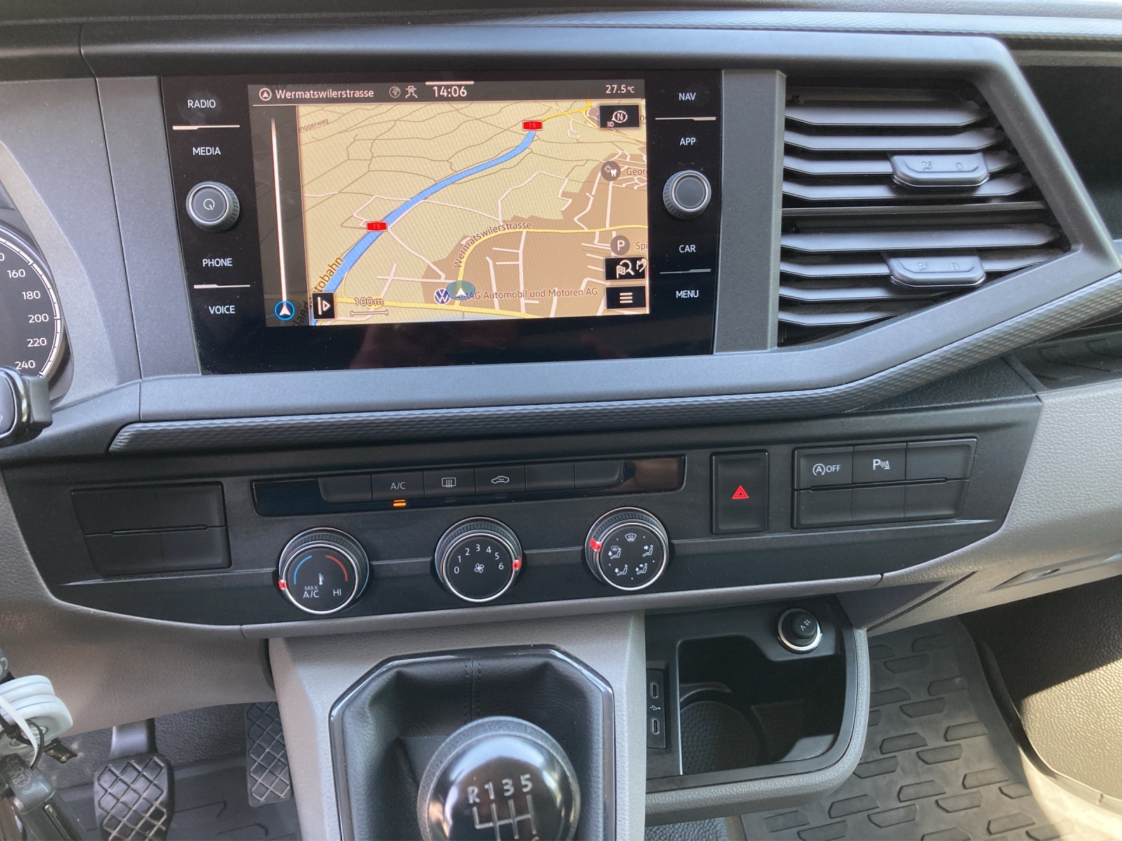 VW T6.1 2.0 TDI 4Motion-image-10