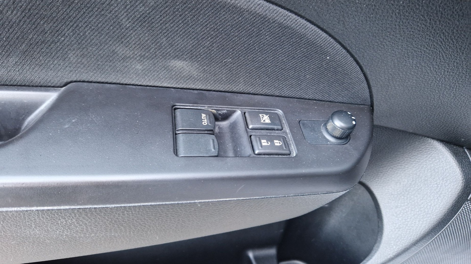 SUZUKI Swift 1.2i 16V Compact Top 4x4-image-11