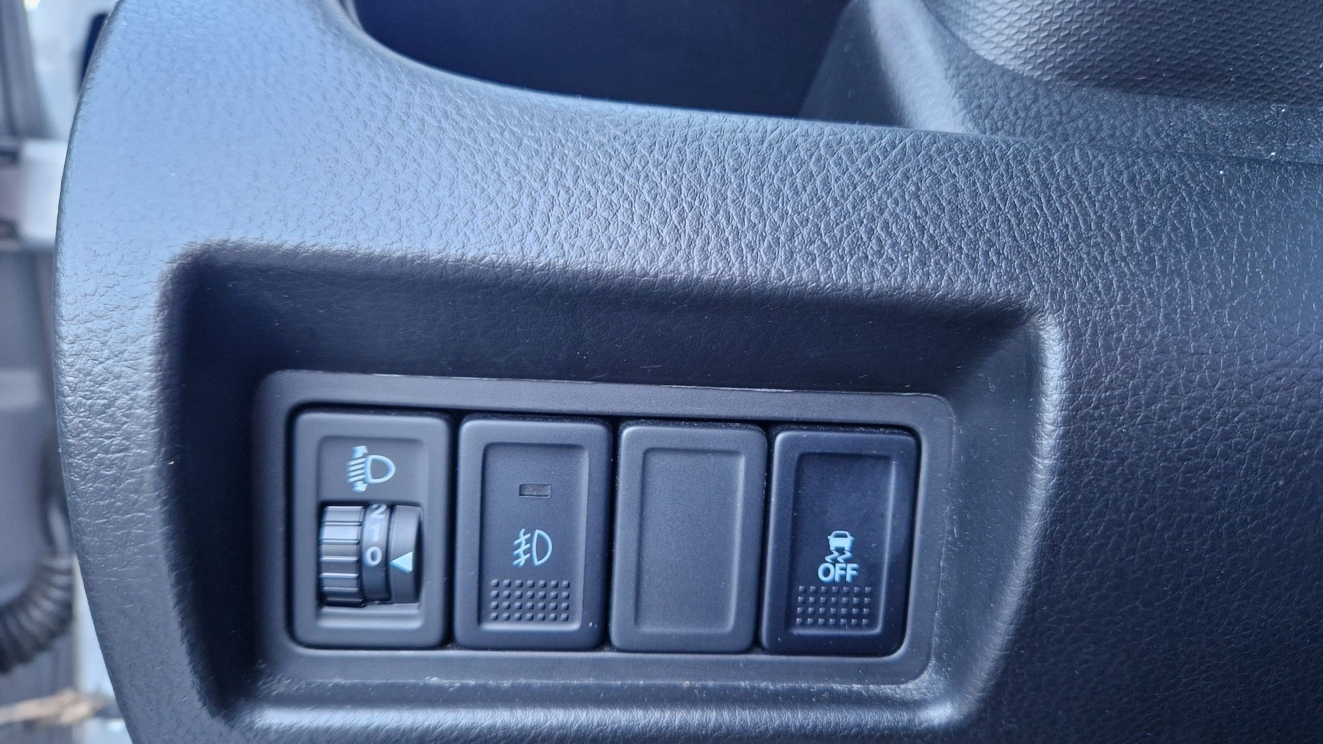 SUZUKI Swift 1.2i 16V Compact Top 4x4-image-6
