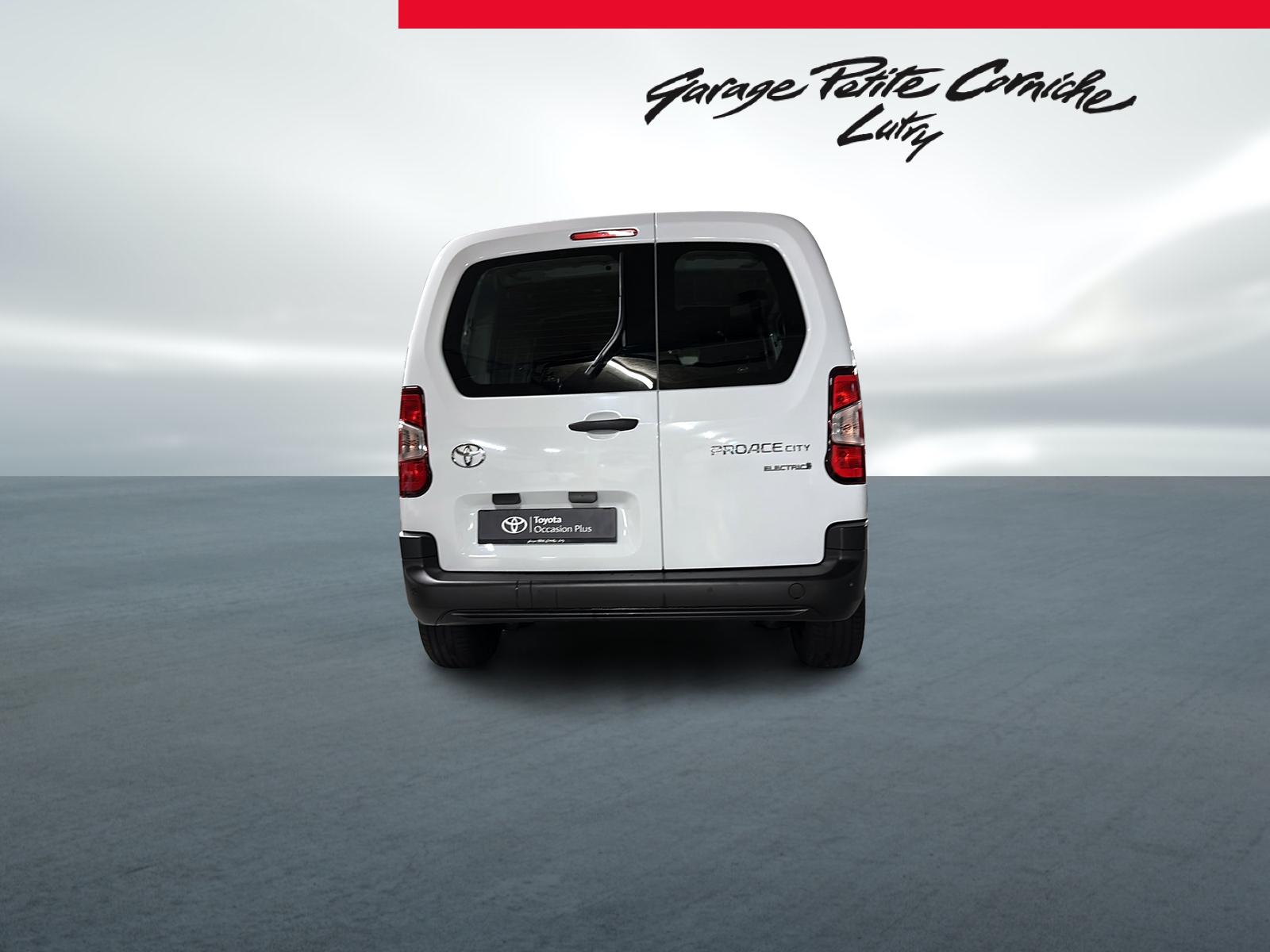 TOYOTA PROACE CITY Van L1 52KWh Advanced-image-1