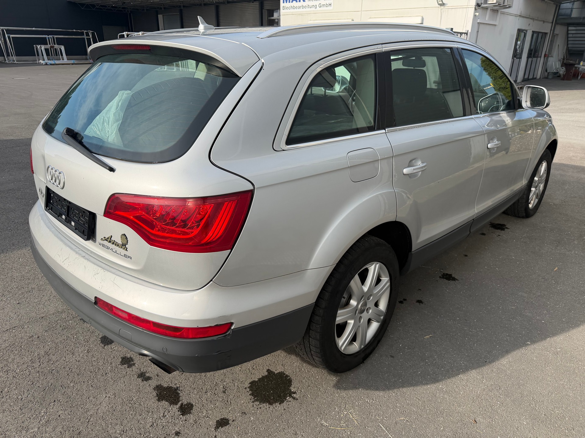 AUDI Q7 3.6 FSI quattro tiptronic-image-3