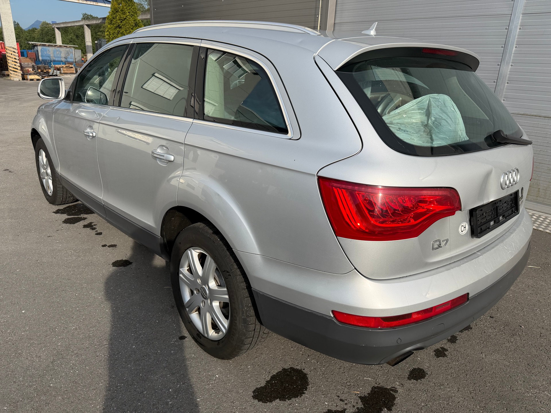 AUDI Q7 3.6 FSI quattro tiptronic-image-2