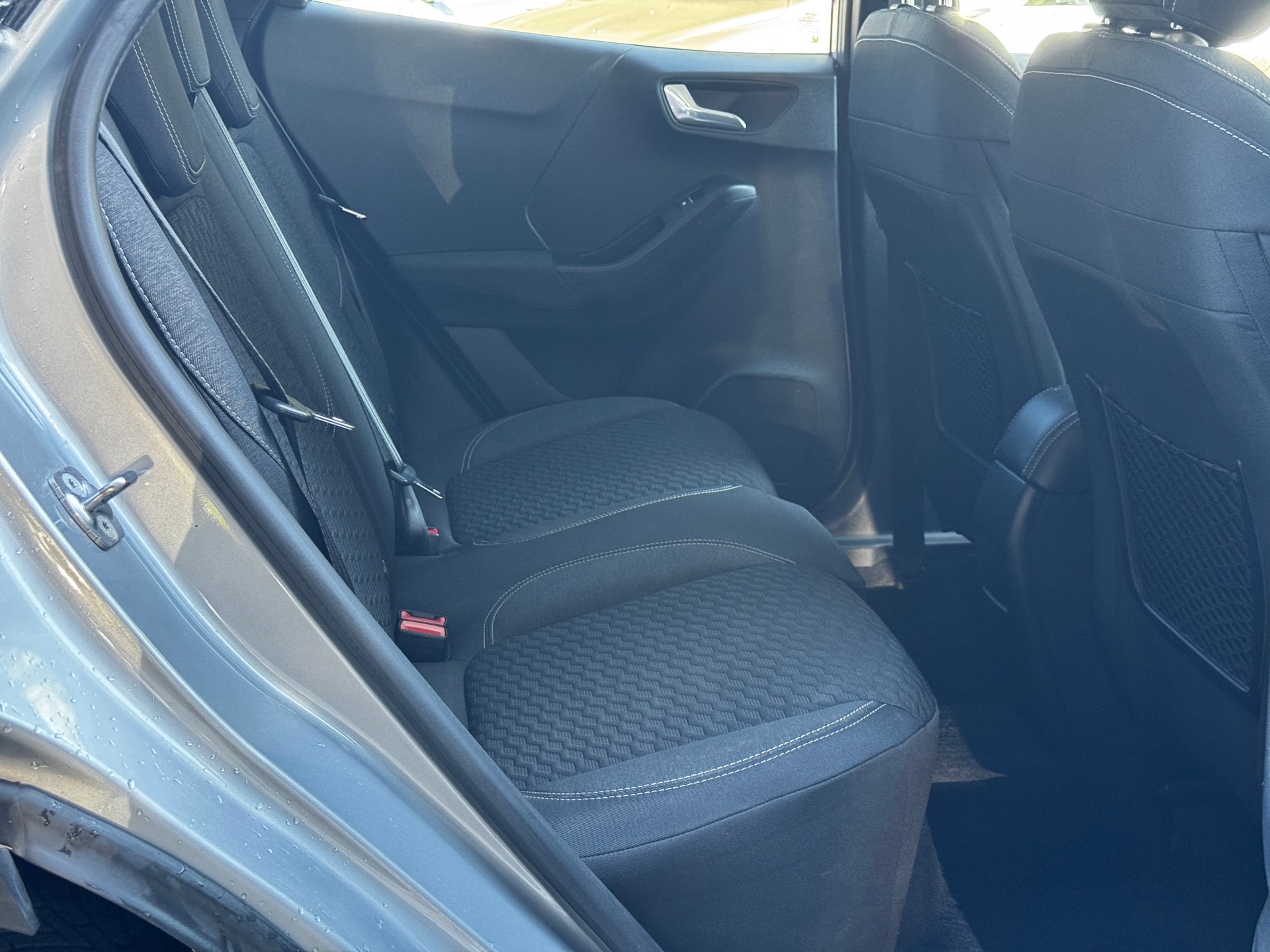 FORD Puma 1.0 MHEV Titanium-image-9
