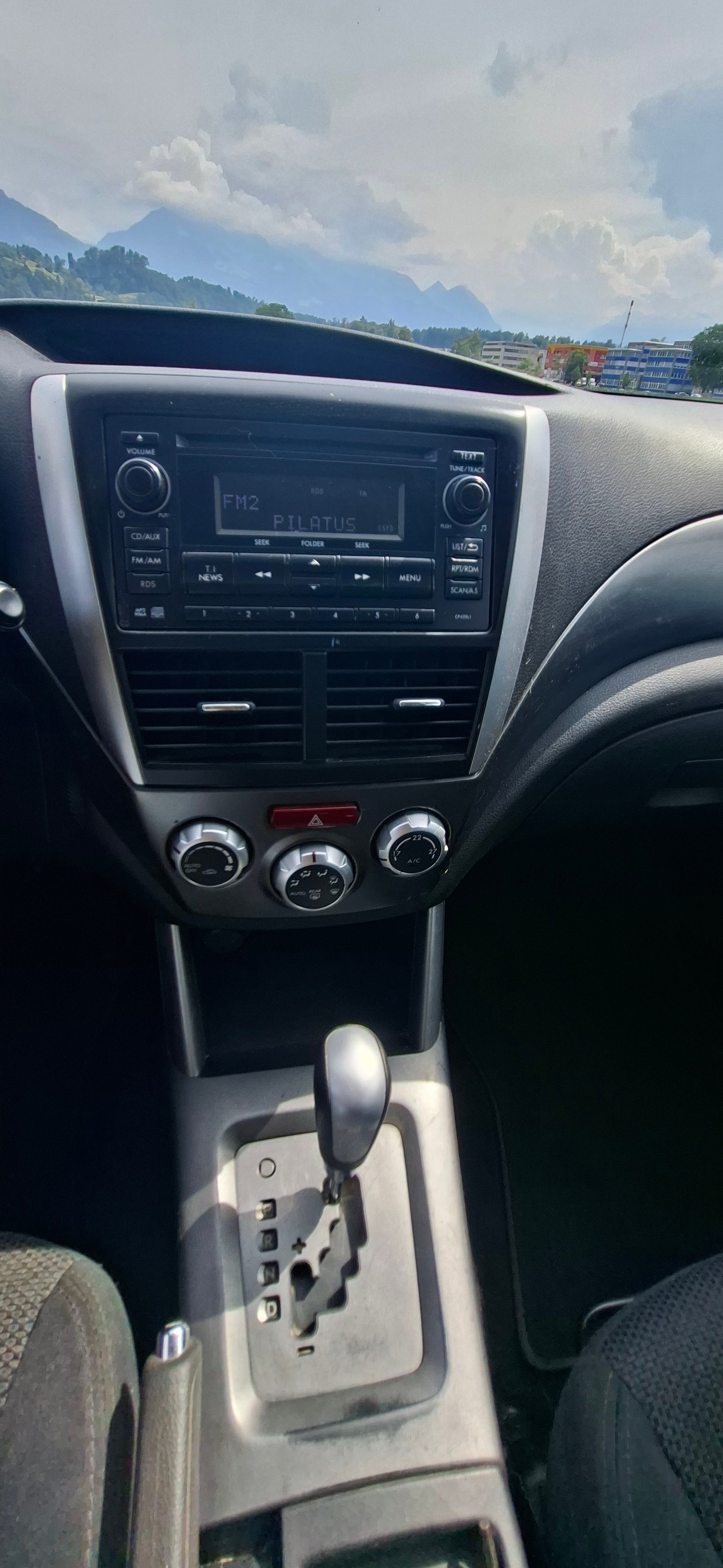 SUBARU Forester 2.0X Swiss Automatic-image-6