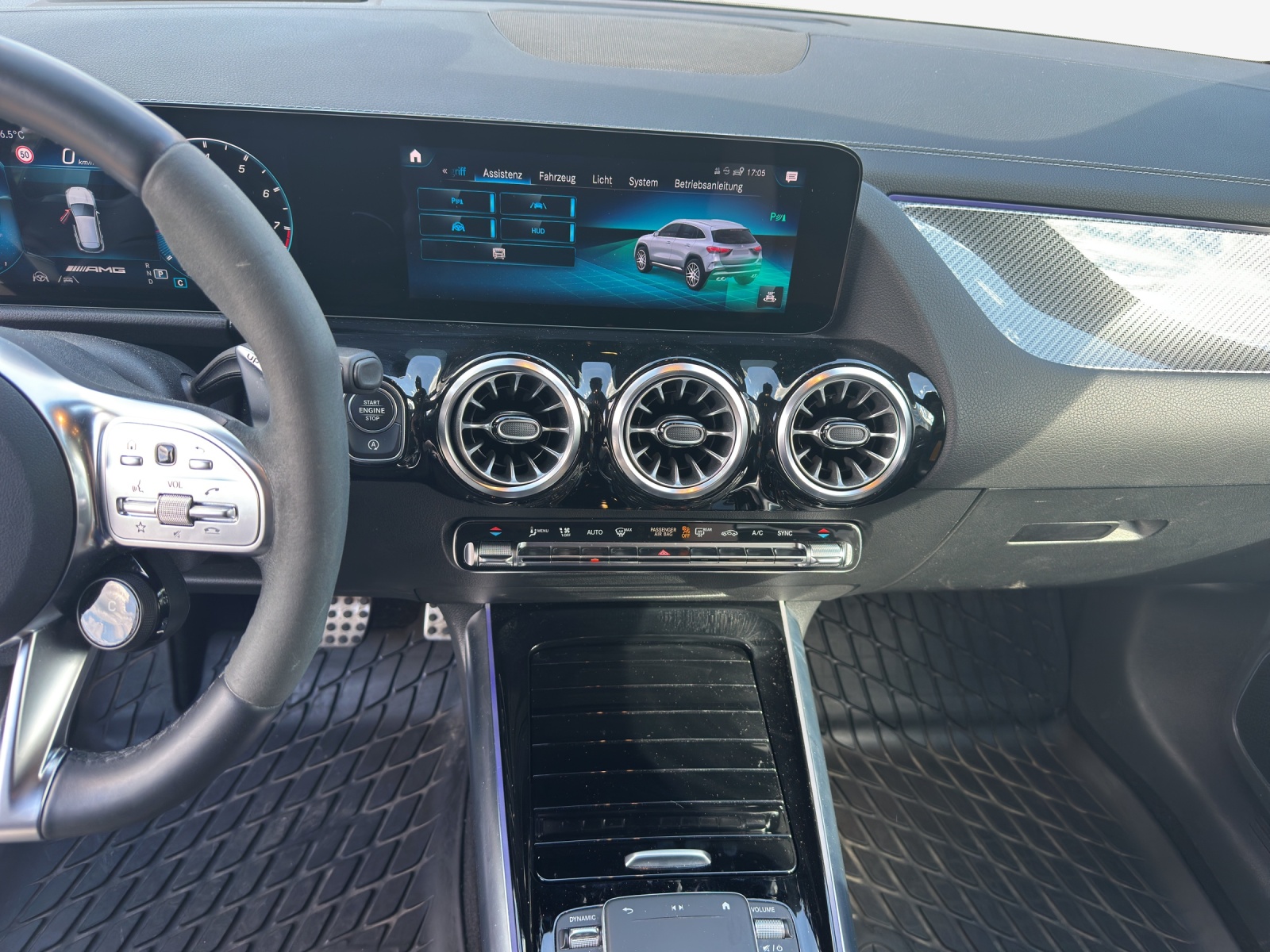 MERCEDES-BENZ GLA 45 S AMG 4Matic+ 8G-Speedshift DCT-image-10
