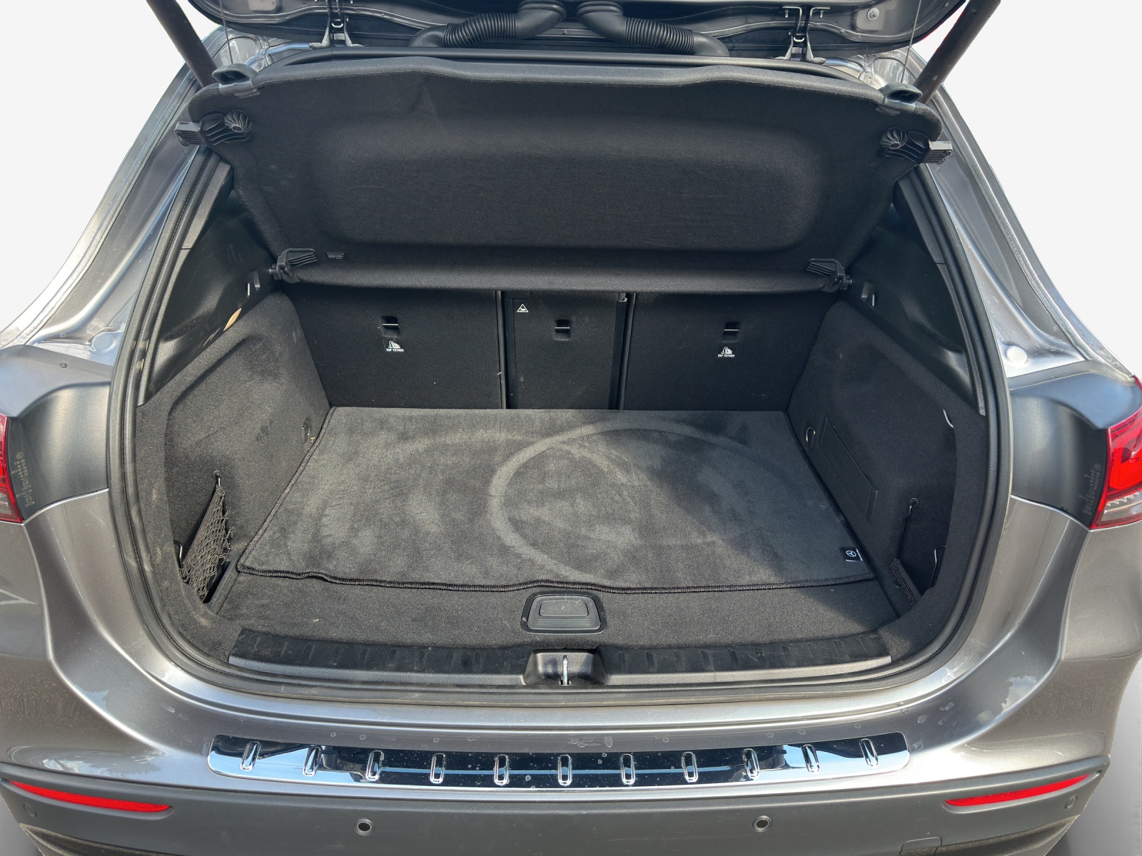 MERCEDES-BENZ GLA 45 S AMG 4Matic+ 8G-Speedshift DCT-image-12