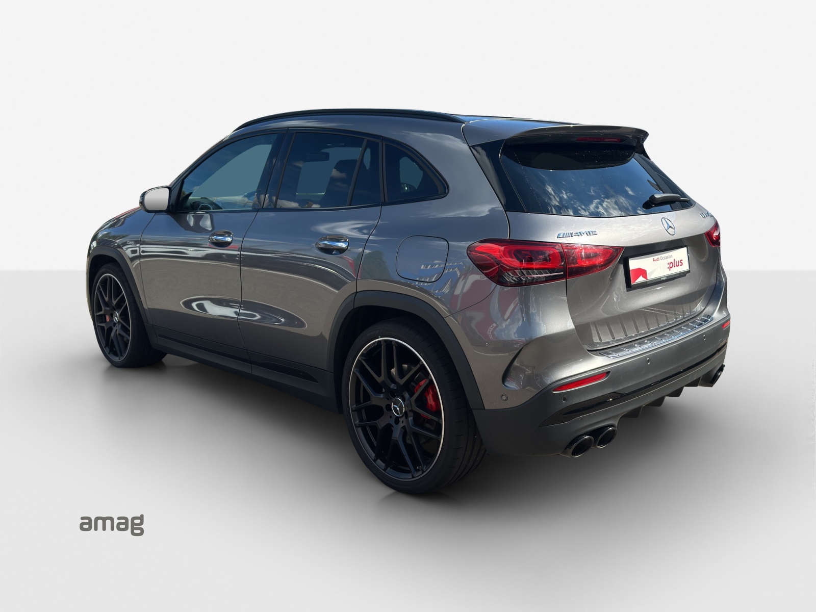 MERCEDES-BENZ GLA 45 S AMG 4Matic+ 8G-Speedshift DCT-image-2