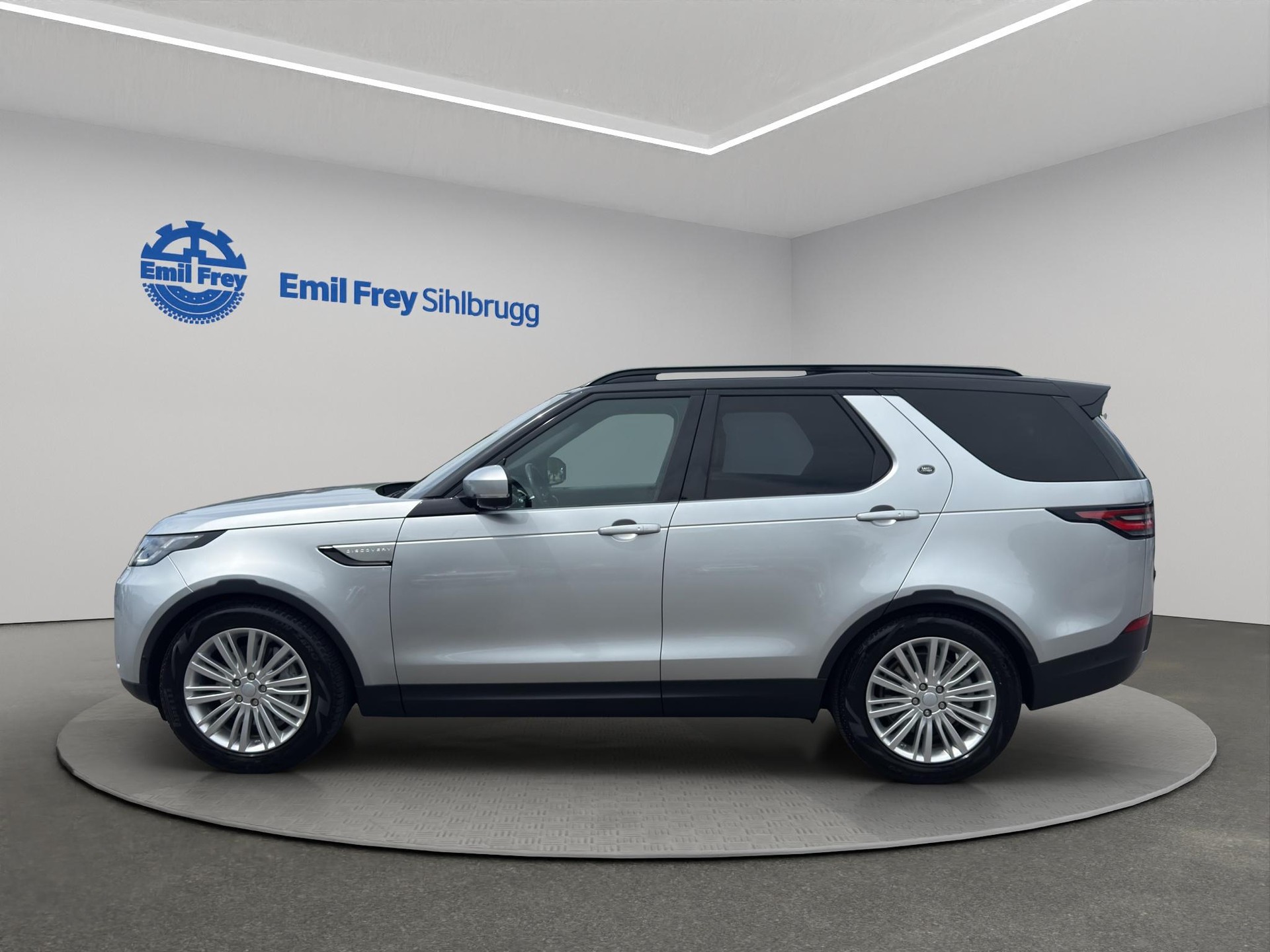 LAND ROVER Discovery 3.0 SDV6 HSE Luxury-image-4