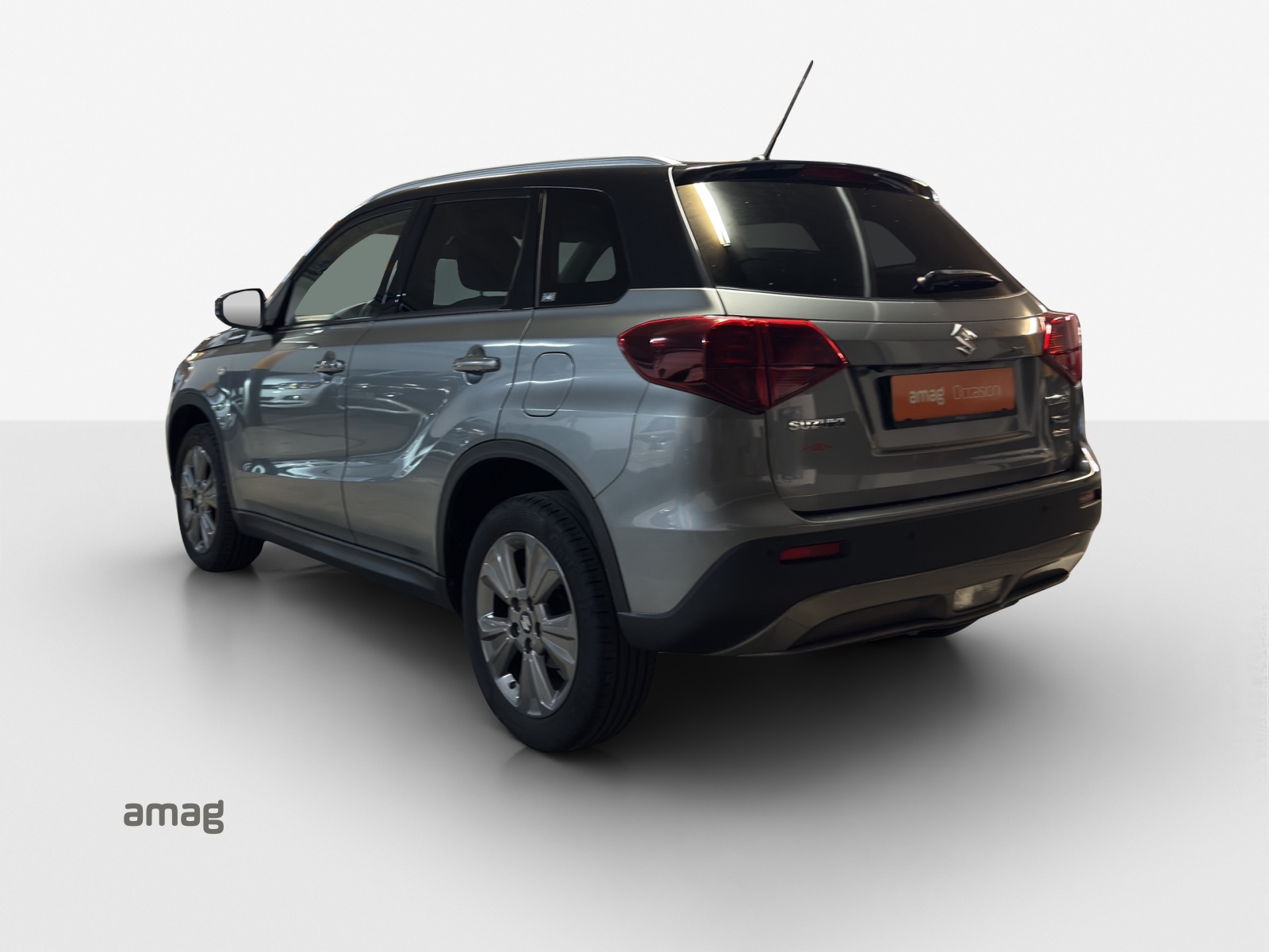 SUZUKI Vitara 1.5 Hybrid Compact + 4x4 AGS-showroom-element-2
