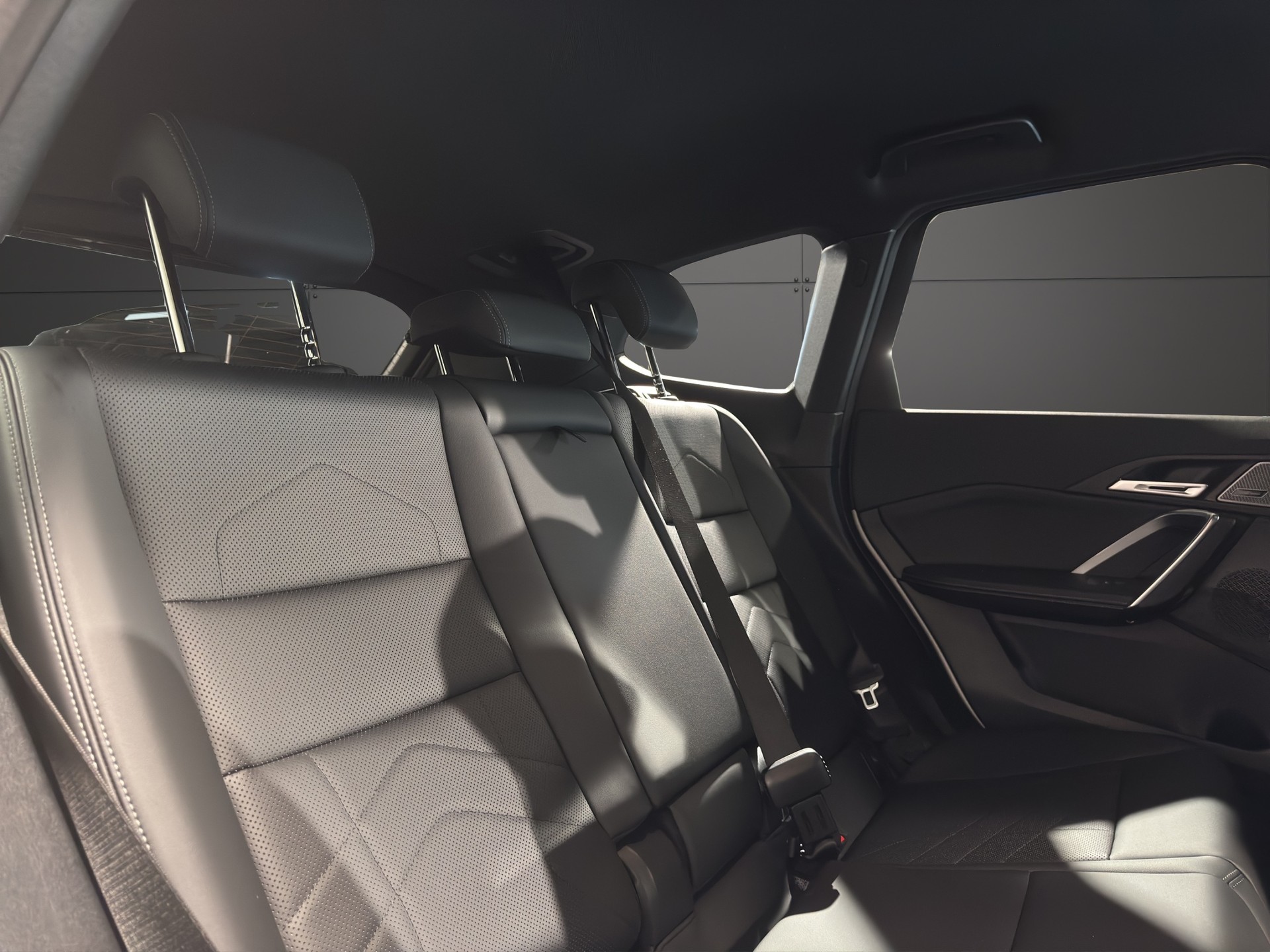 BMW X1 30e xDrive M Sport-image-17
