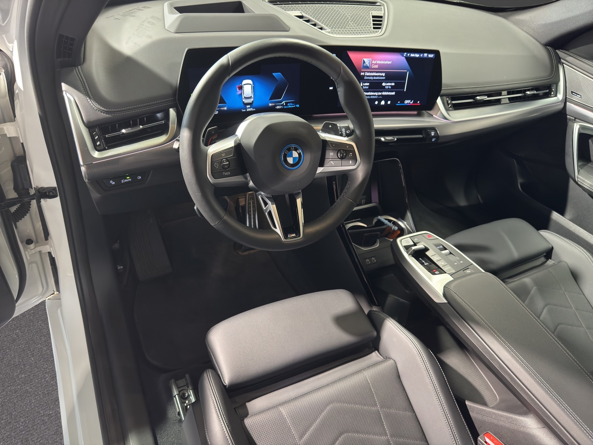 BMW X1 30e xDrive M Sport-image-8