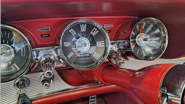 FORD Thunderbird-image-3